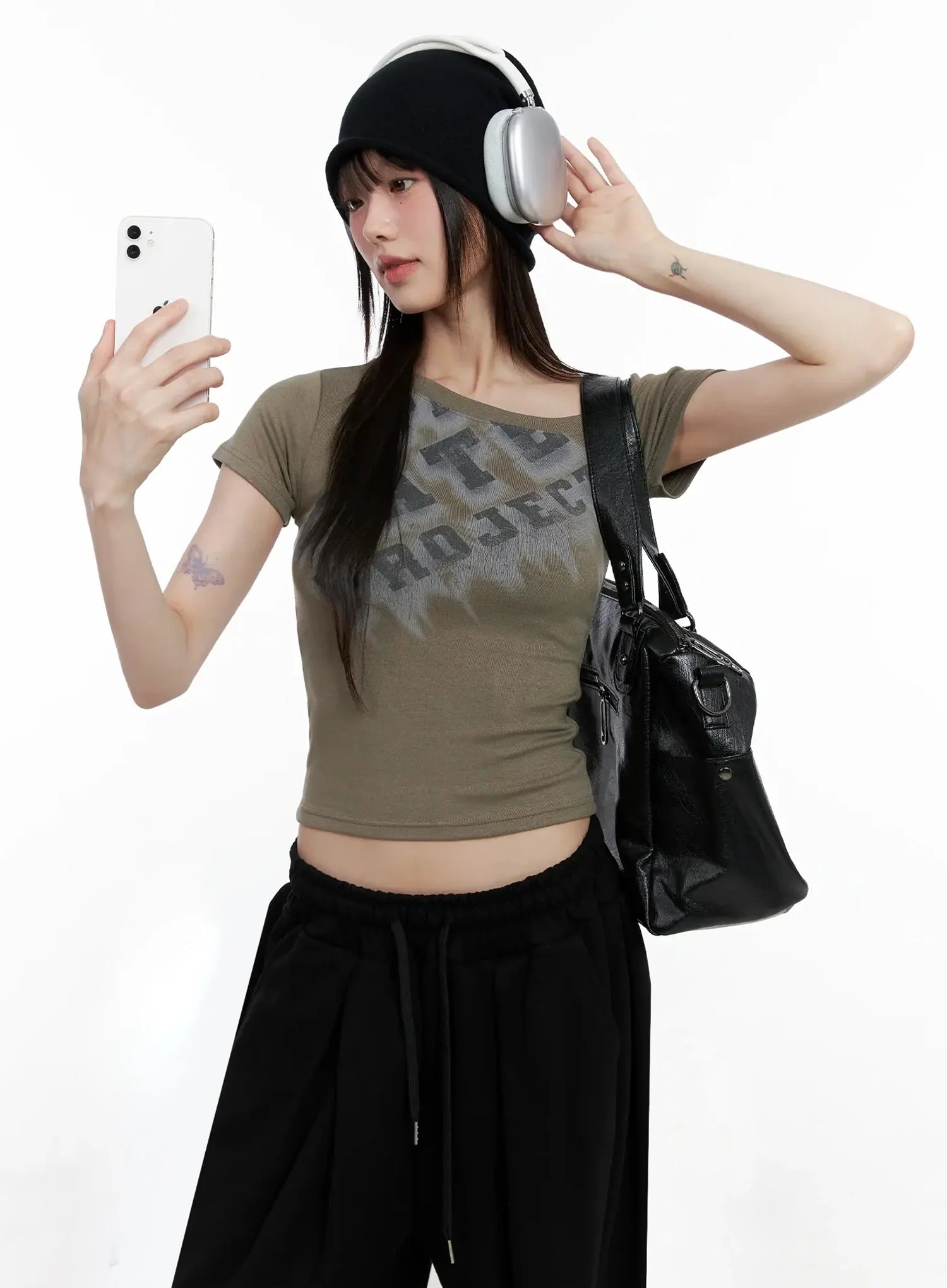 Asymmetric Off-Shoulder Graphic Top IL528