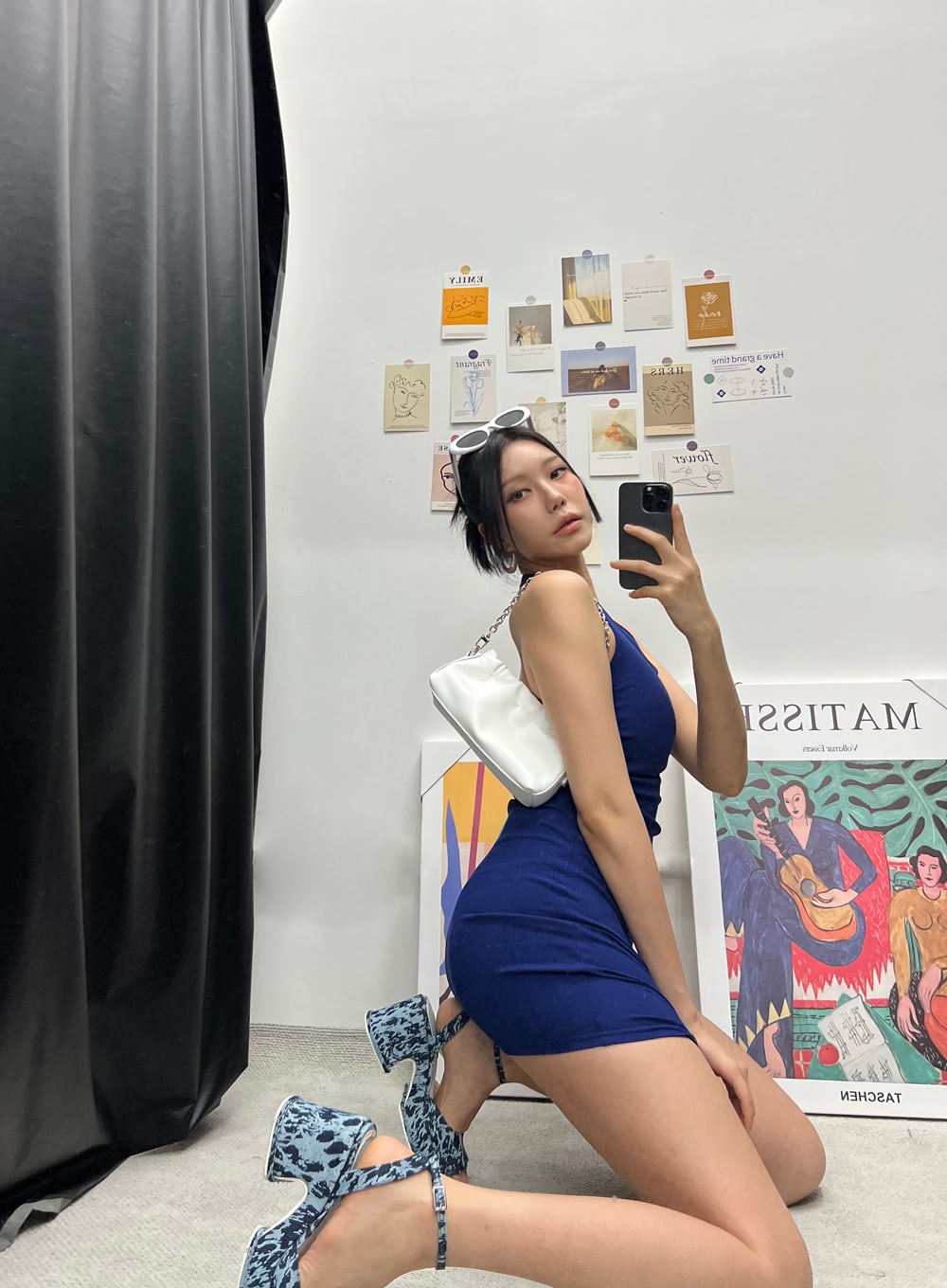 Halter Neck Mini Dress IU322