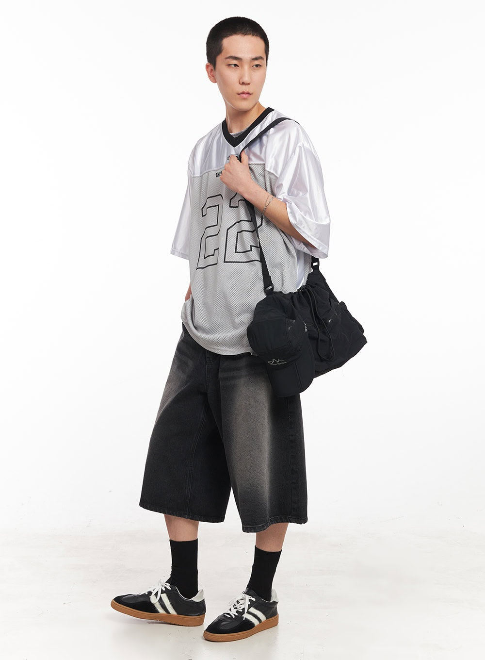 Men's Mesh V-Neck Graphic Tee IY505