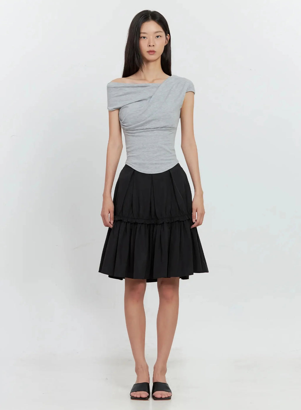 Pleated Nylon Midi Skirt IS516
