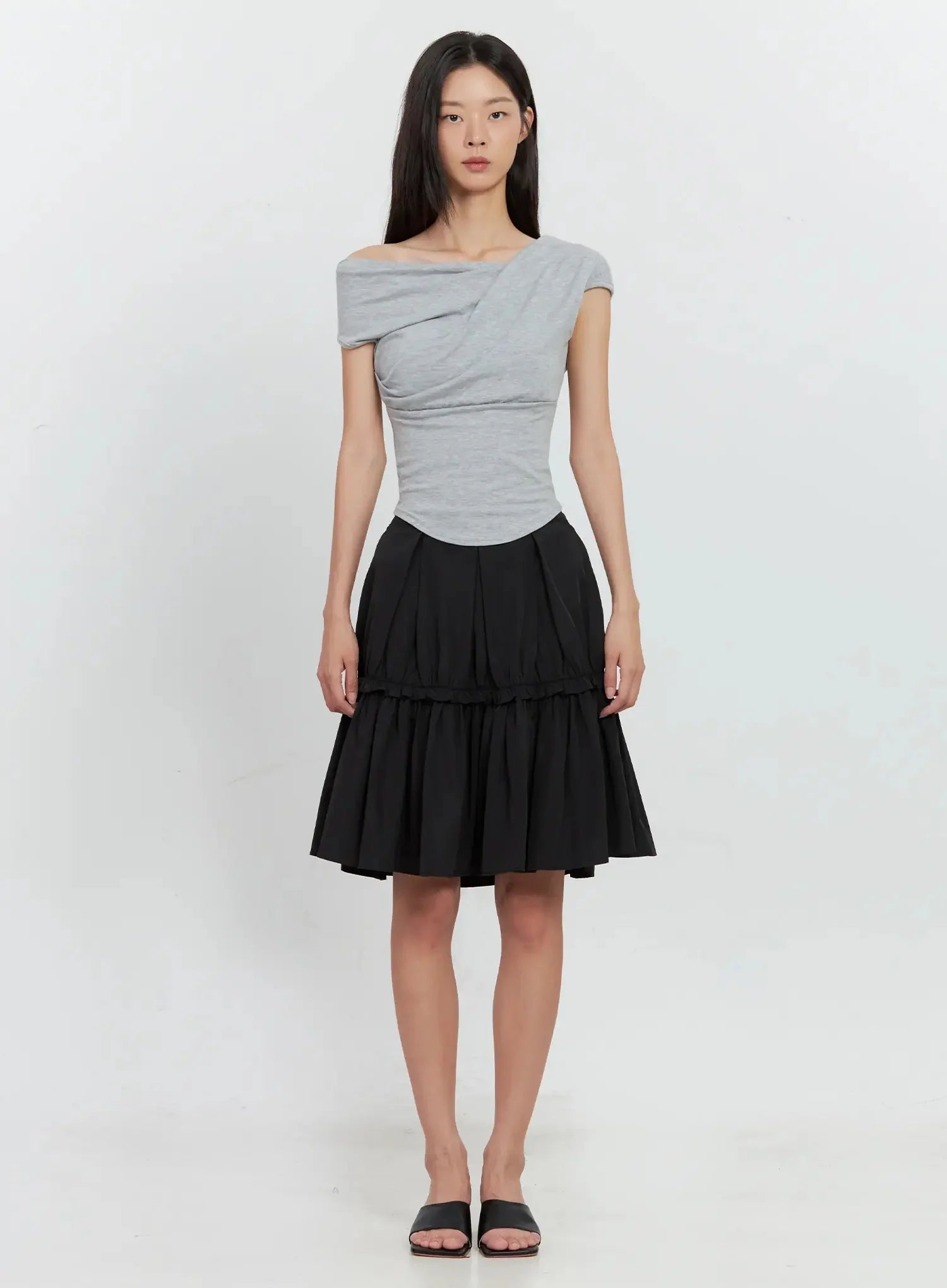 Pleated Nylon Midi Skirt IS516