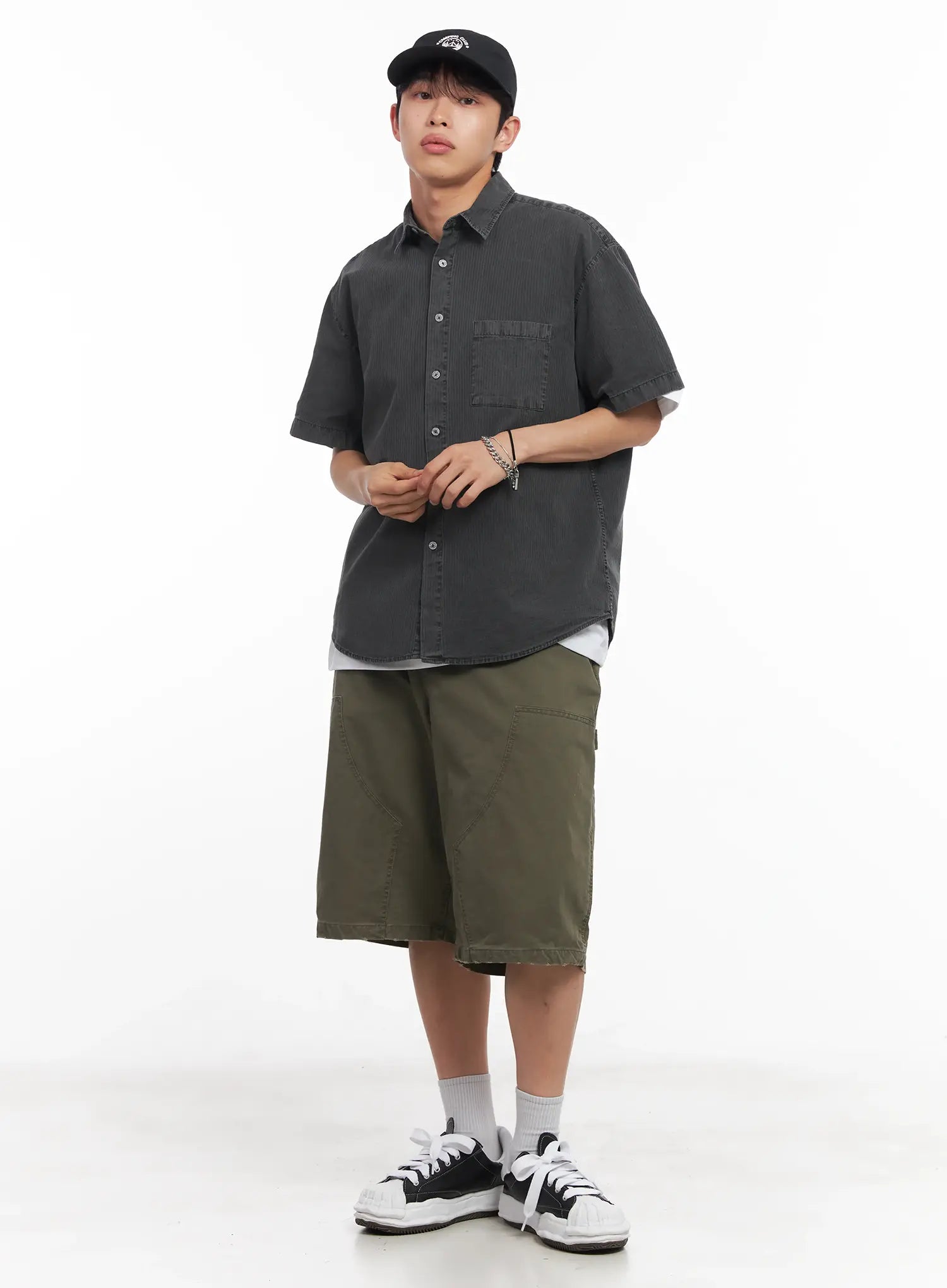 Men's Wide-Fit Bermuda Shorts IU519