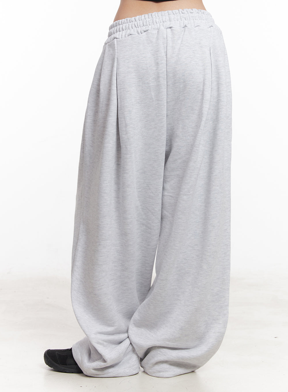 Pintuck Oversized Sweatpants IY516