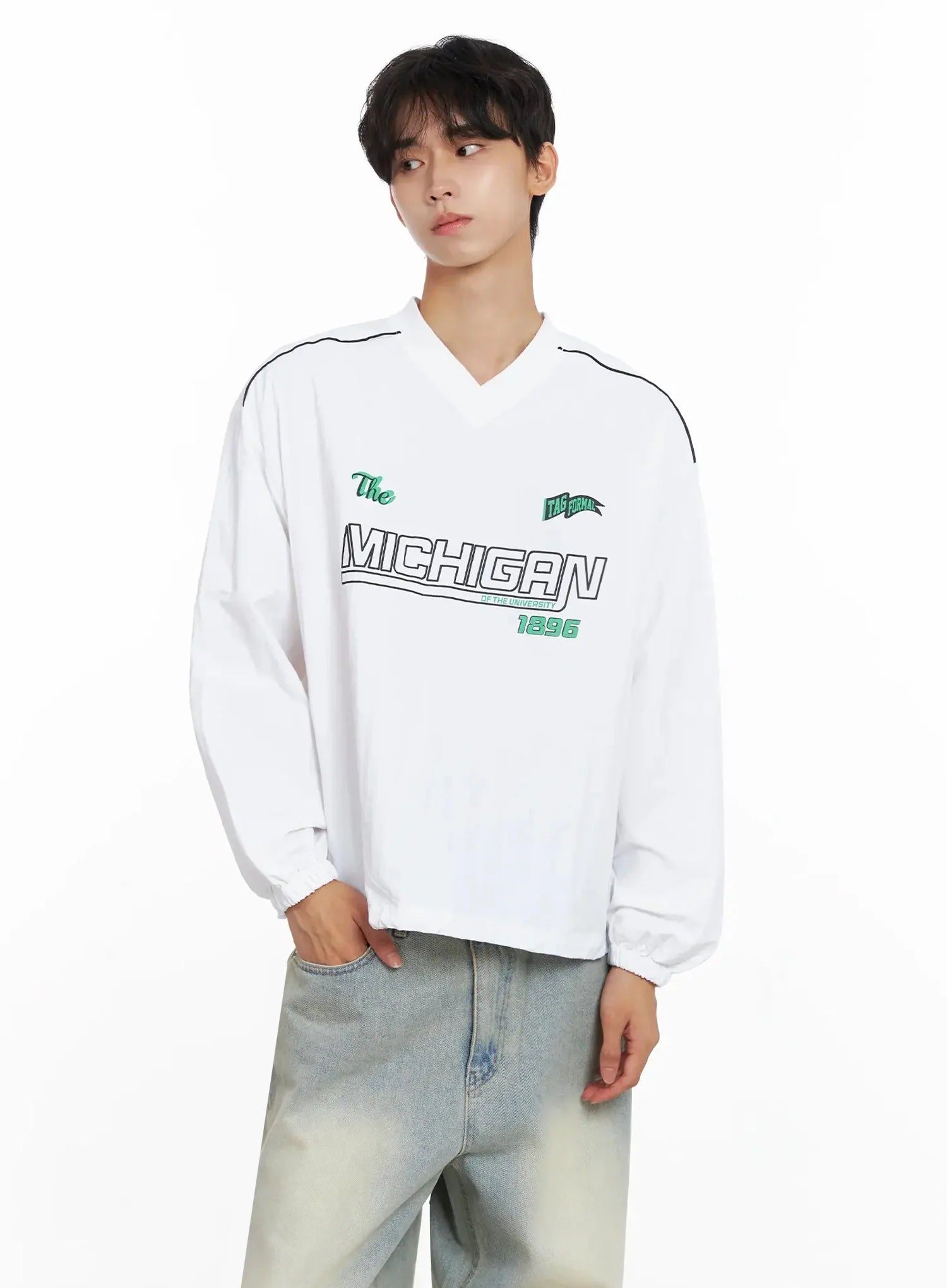 Men's V-Neck Lettering Windbreak Pullover IO517