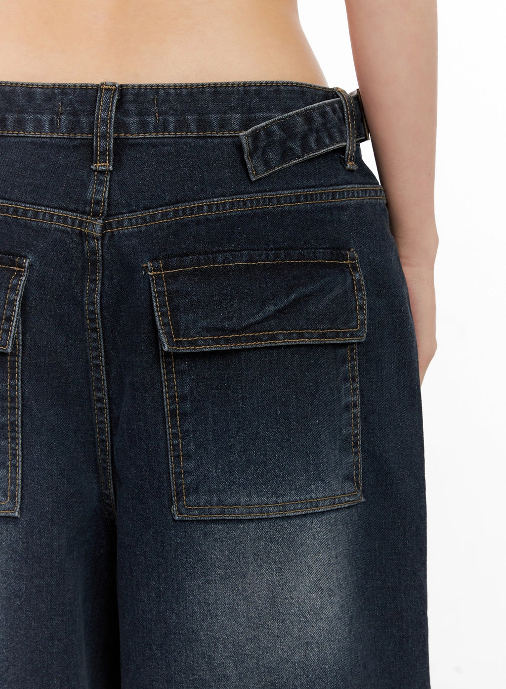 Soyoung Washed Adjustable Wide-Leg Jeans IG508