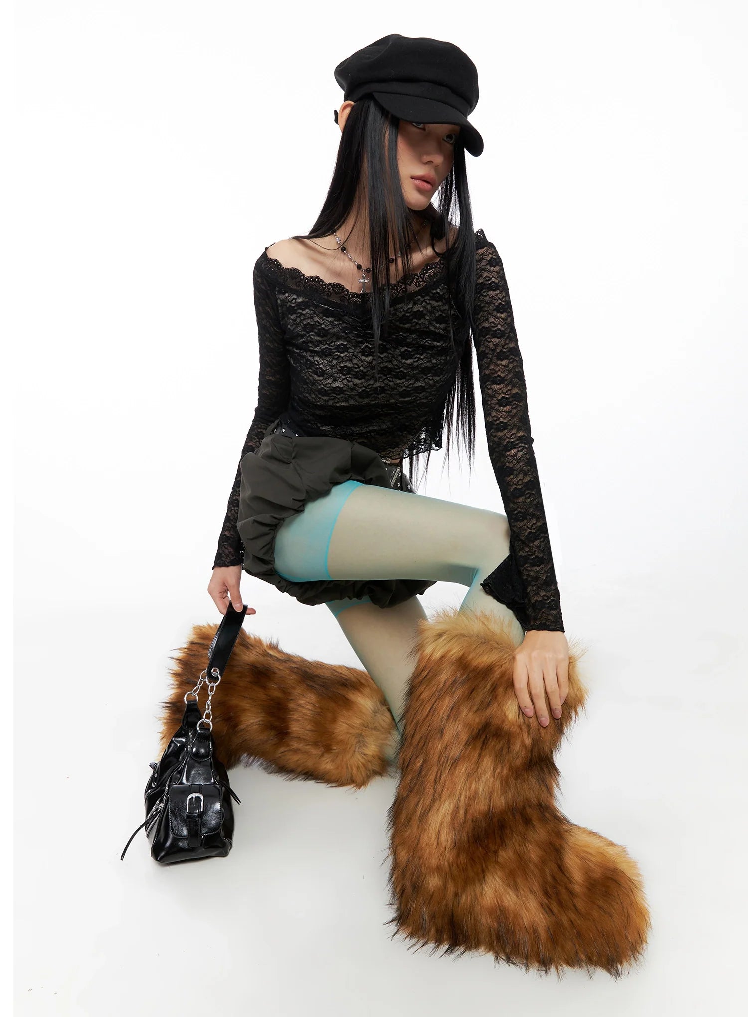 Off-Shoulder Lace Crop Top CO516