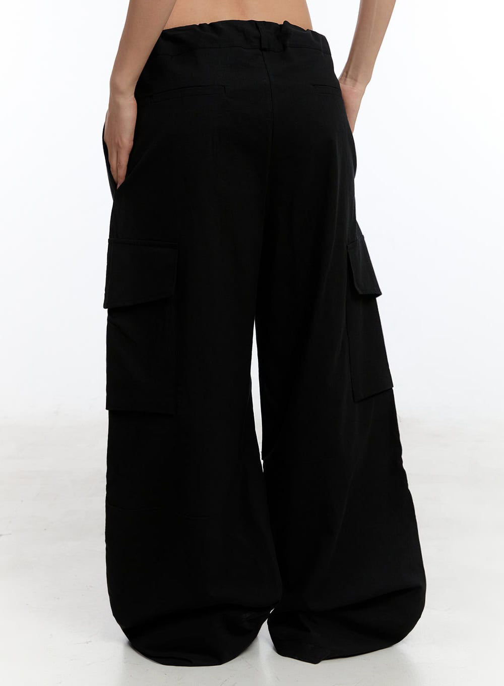 Pintuck Wide-Leg Pants IU509