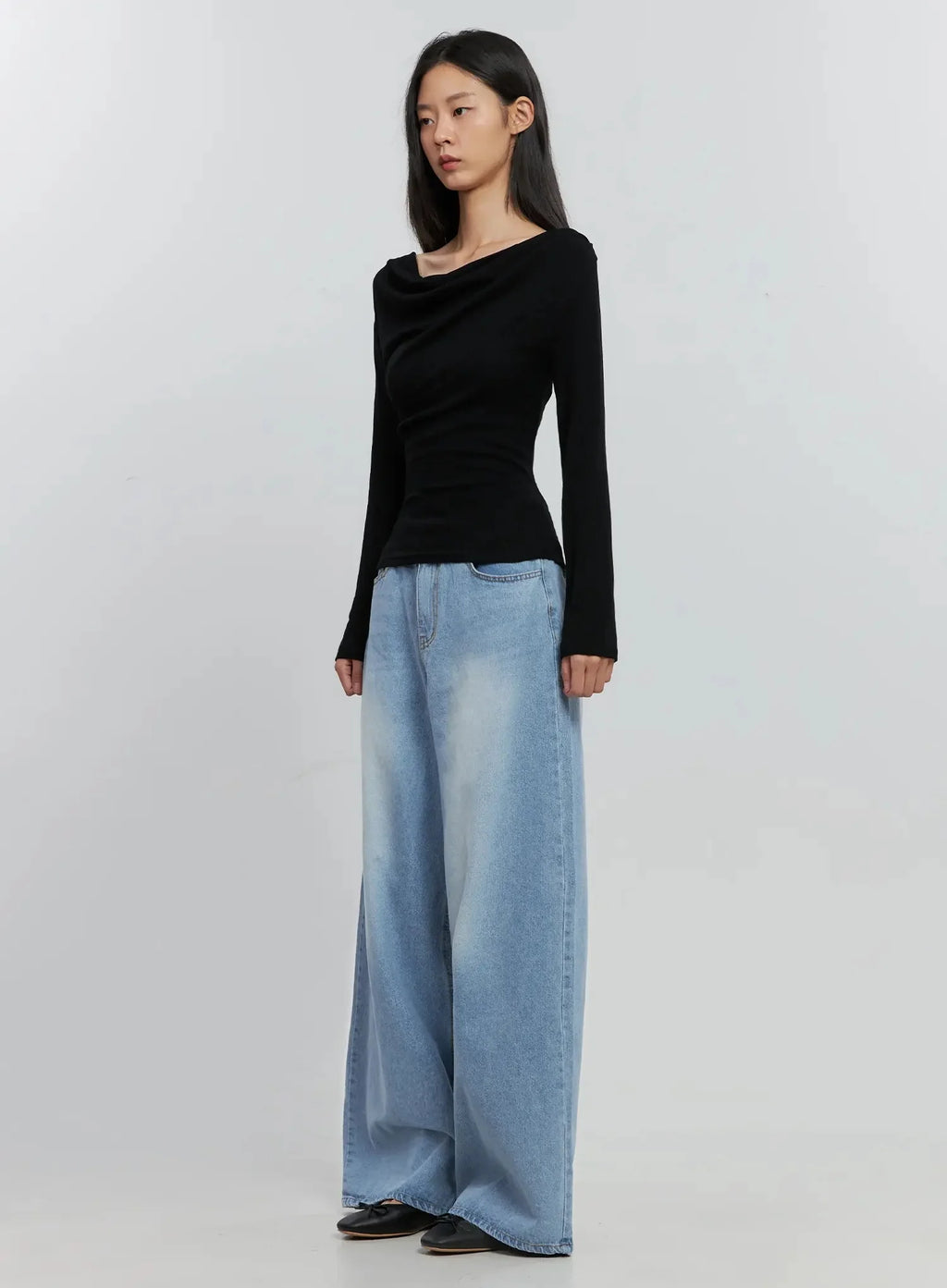 Asymmetric Long Sleeve Top IS516