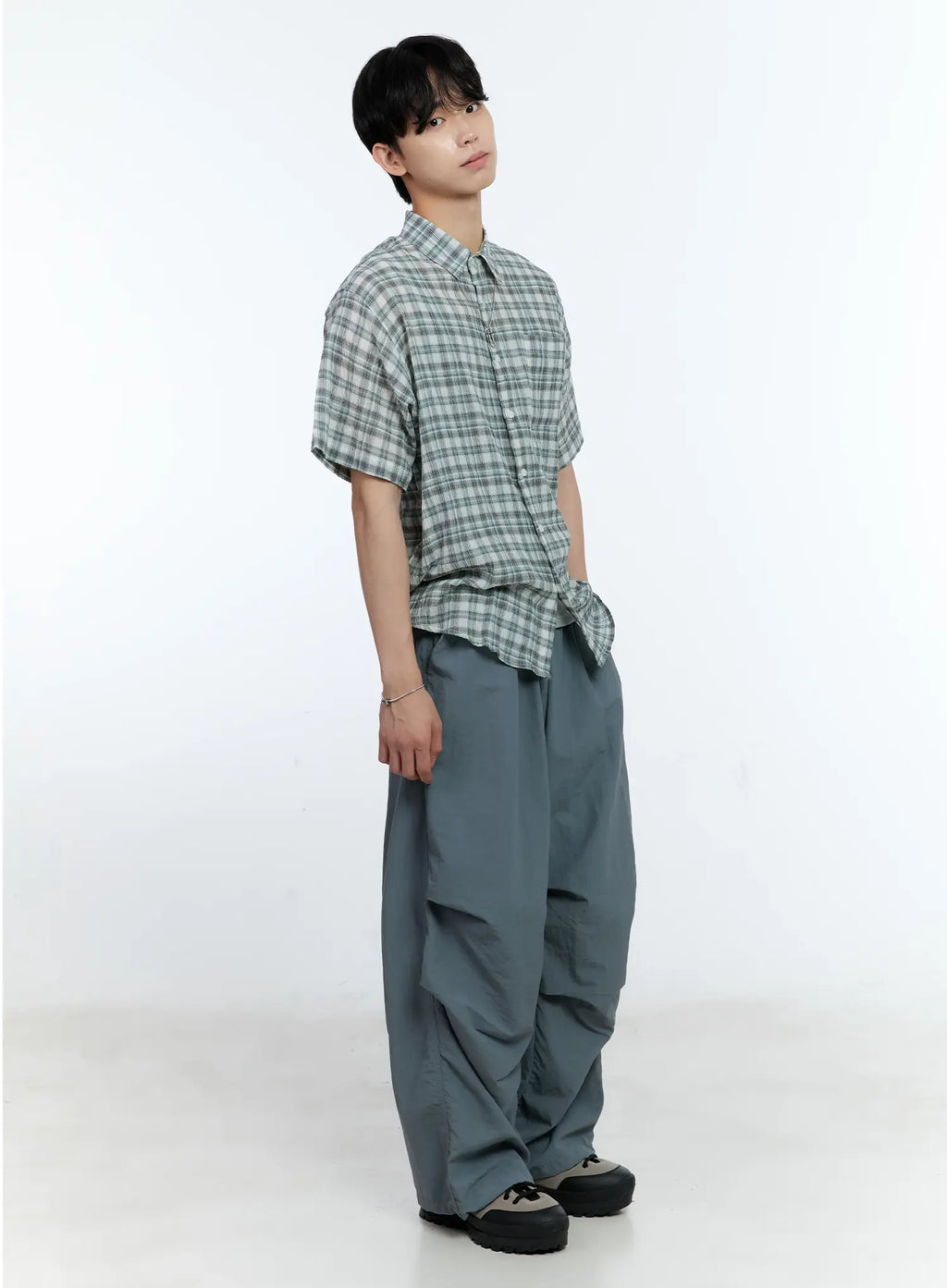 Men's Checkered Button-Up Shirt IG501