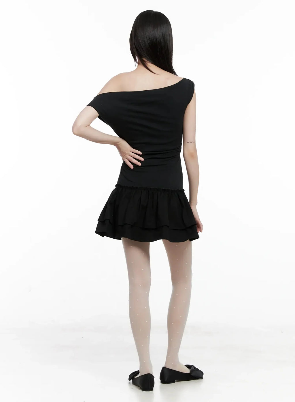 Asymmetrical Ruffle Off-Shoulder Dress IL531