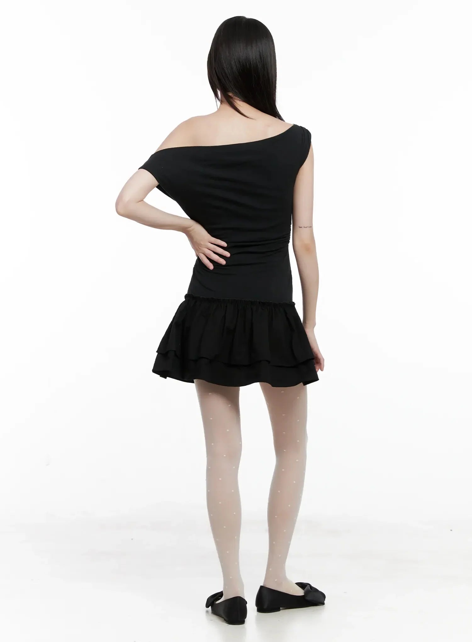 Asymmetrical Ruffle Off-Shoulder Dress IL531