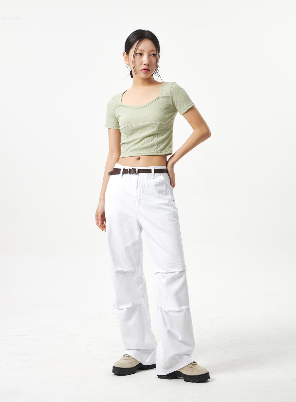 Heart Neck Cropped Tee CA320