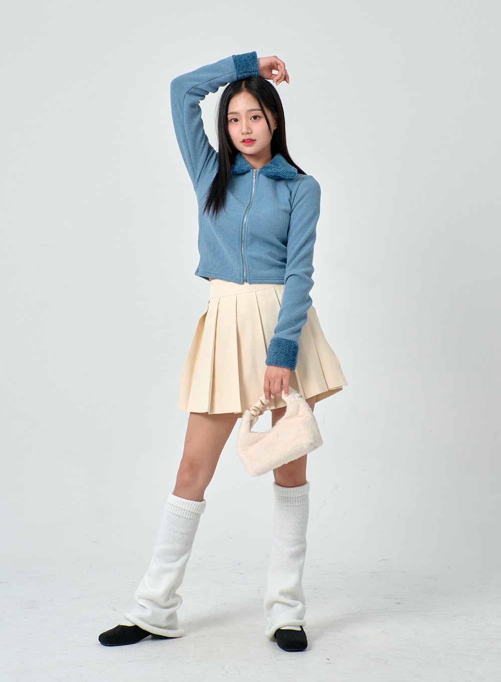 Faux Fur Detailed Zip Up Knit BN29