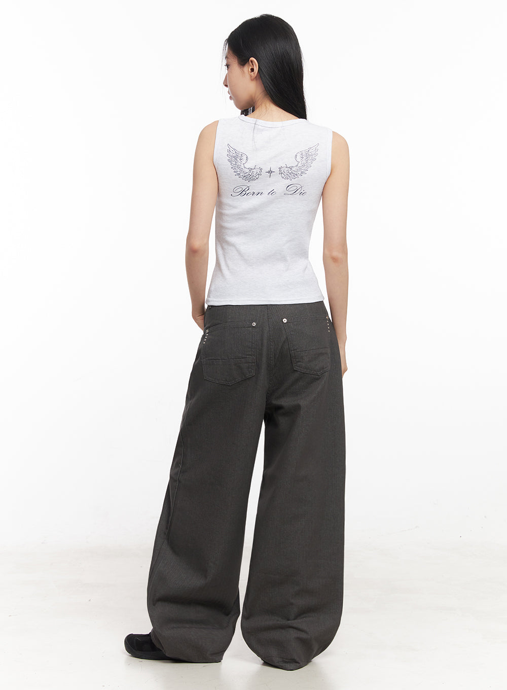 Slim-Fit Sleeveless Star Graphic Top IY516