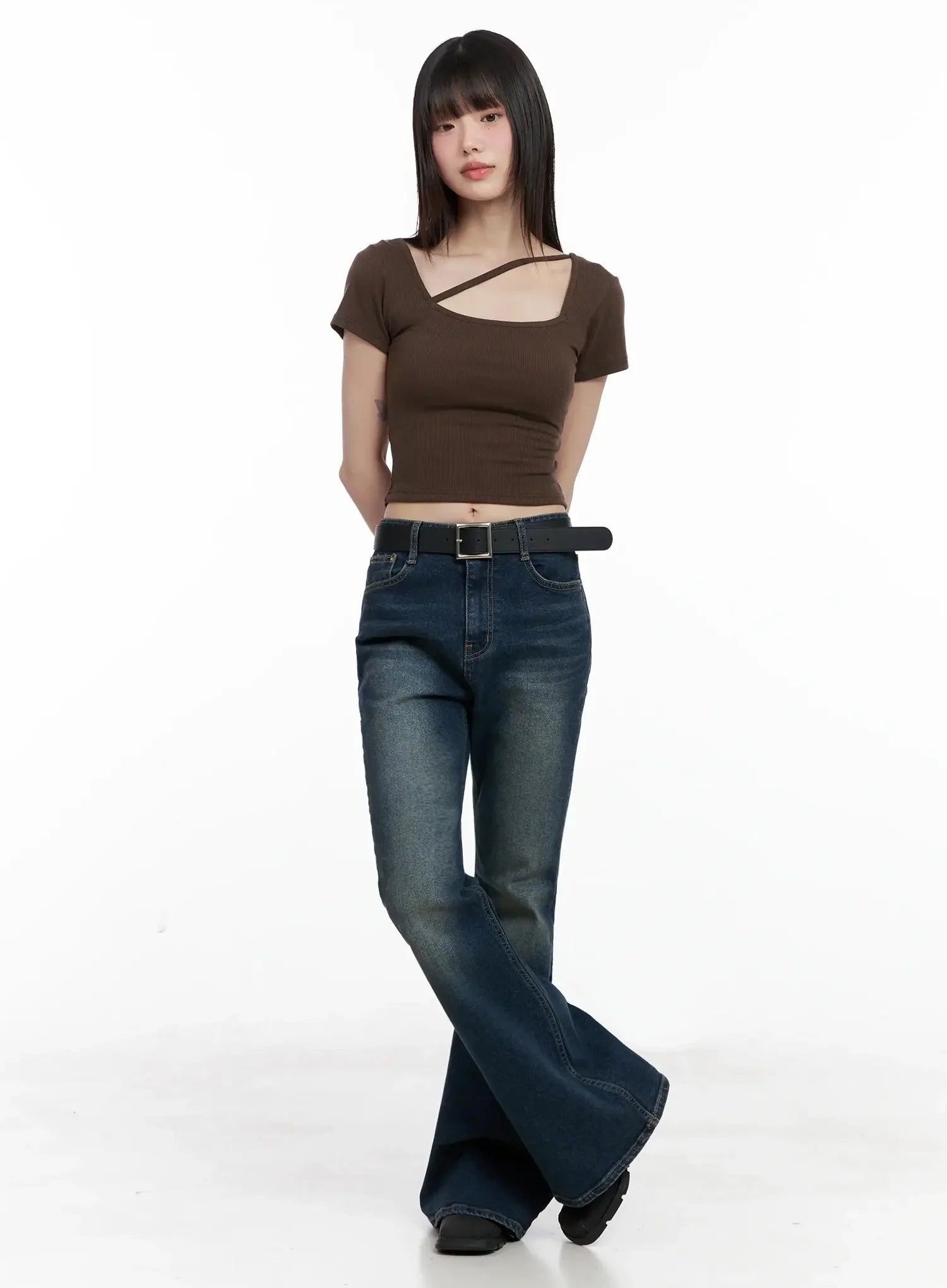 Strappy Square Neck Crop Top IL531