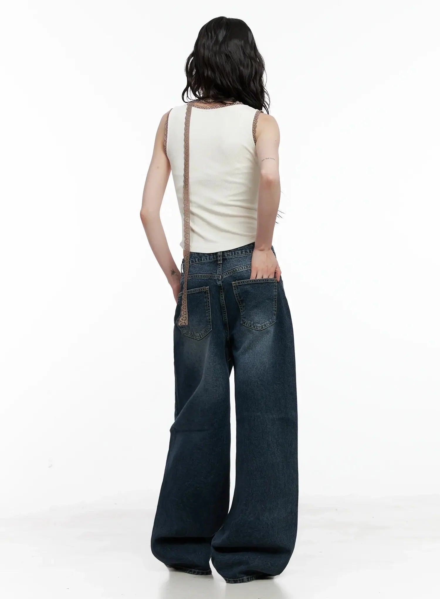Mashiro Vintage-Wash Wide Jeans IL531
