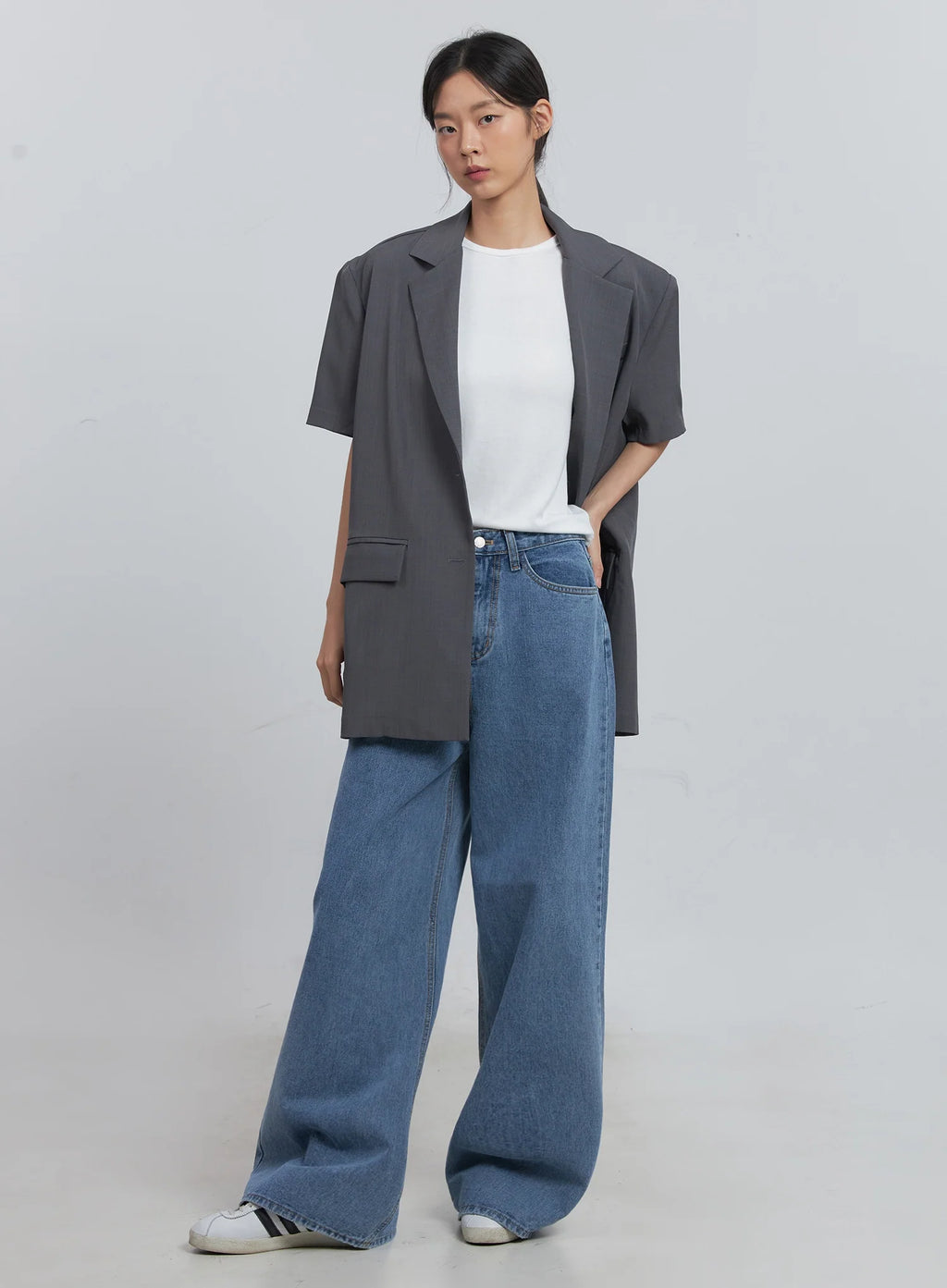 Basic Short-Sleeve Blazer (Dark Gray) IU512