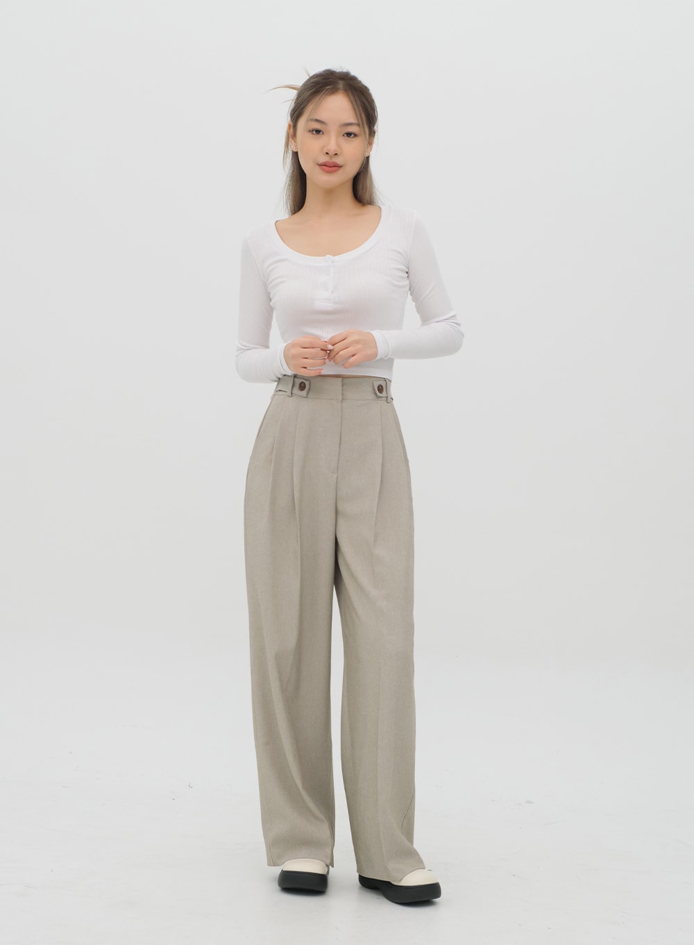 Scoop Neck Long Sleeve T Shirt with Front Buttons CM2