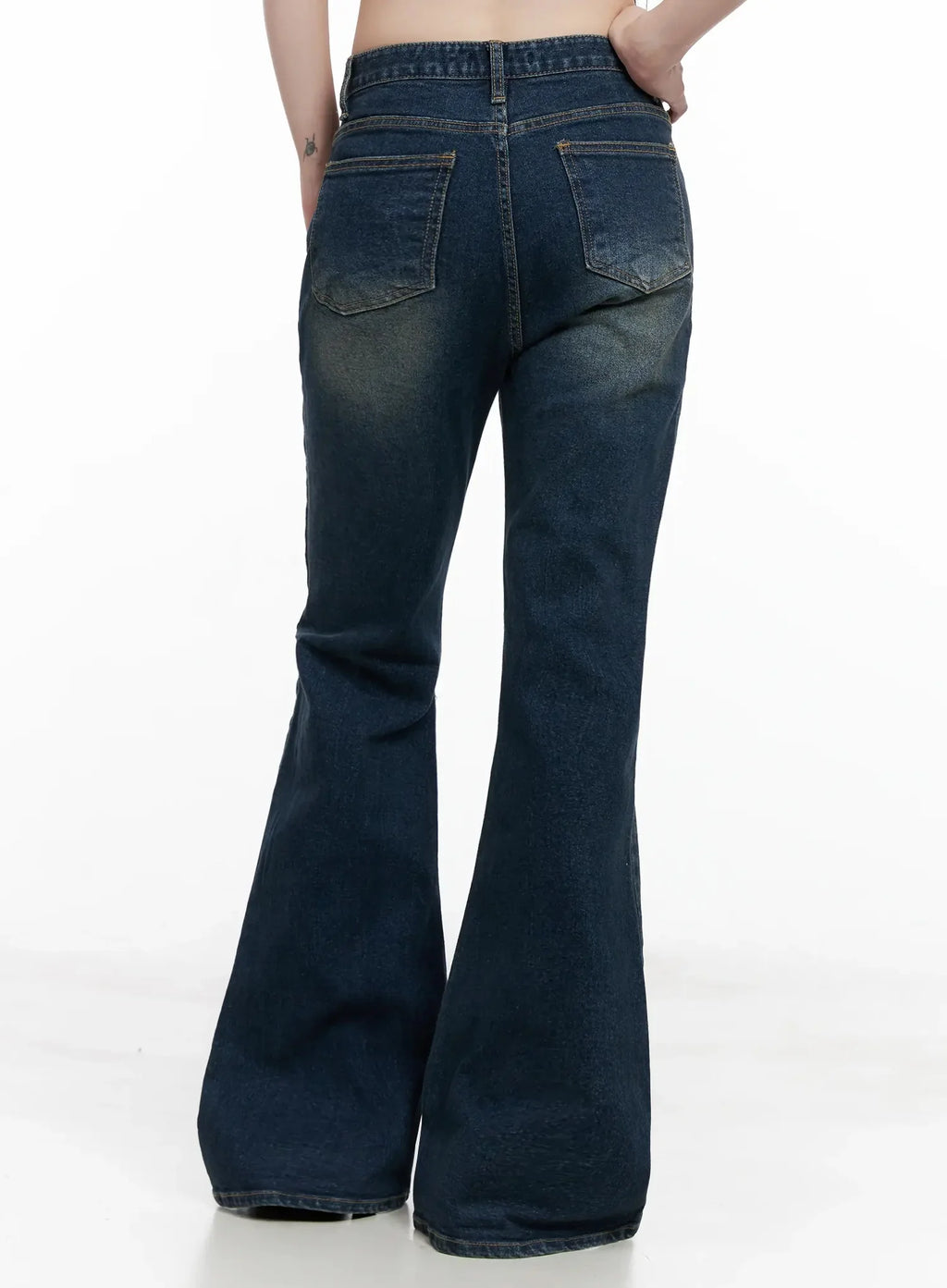Seoyeon High-Waist Distressed Flare Jeans IL531