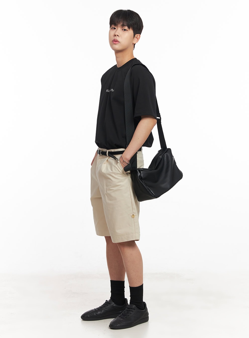 Men's Roll-Up Cotton Shorts (Light beige) IA529