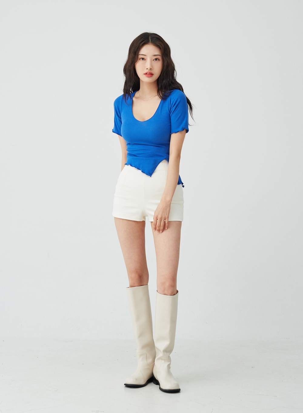 Line High Waist Half Pants IU26