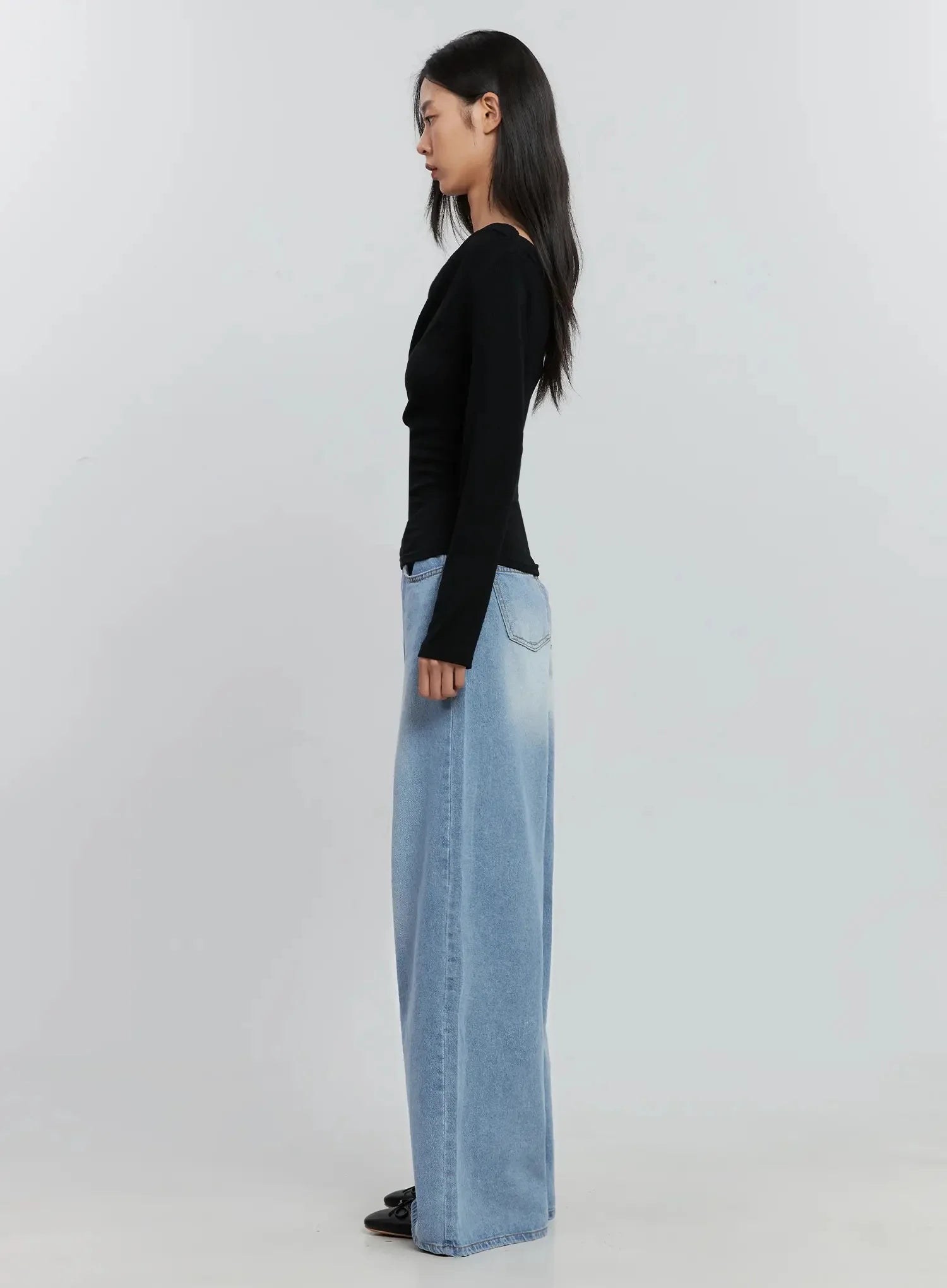 Asymmetric Long Sleeve Top IS516