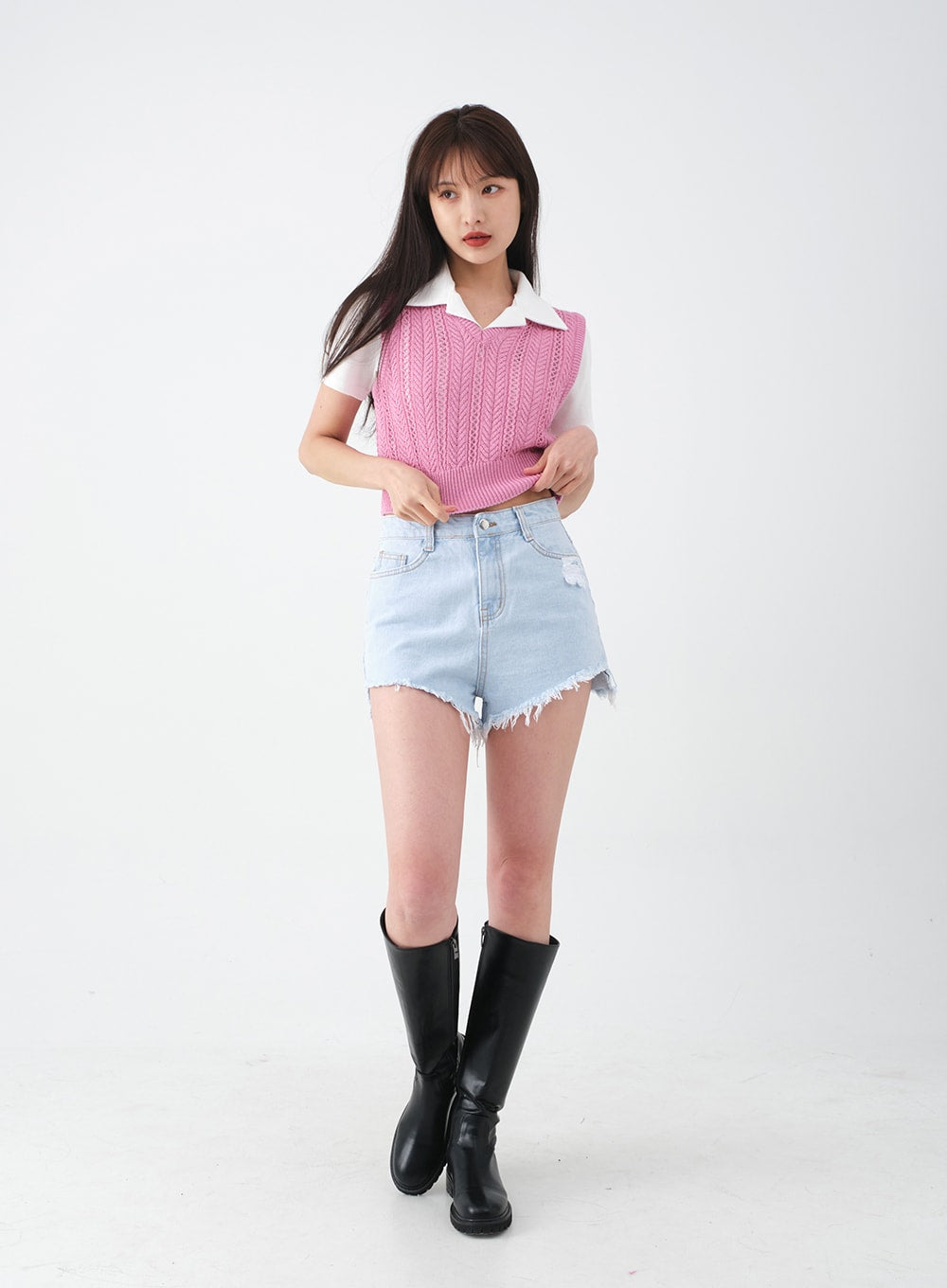 Distressed Raw Hem Denim Shorts CA27