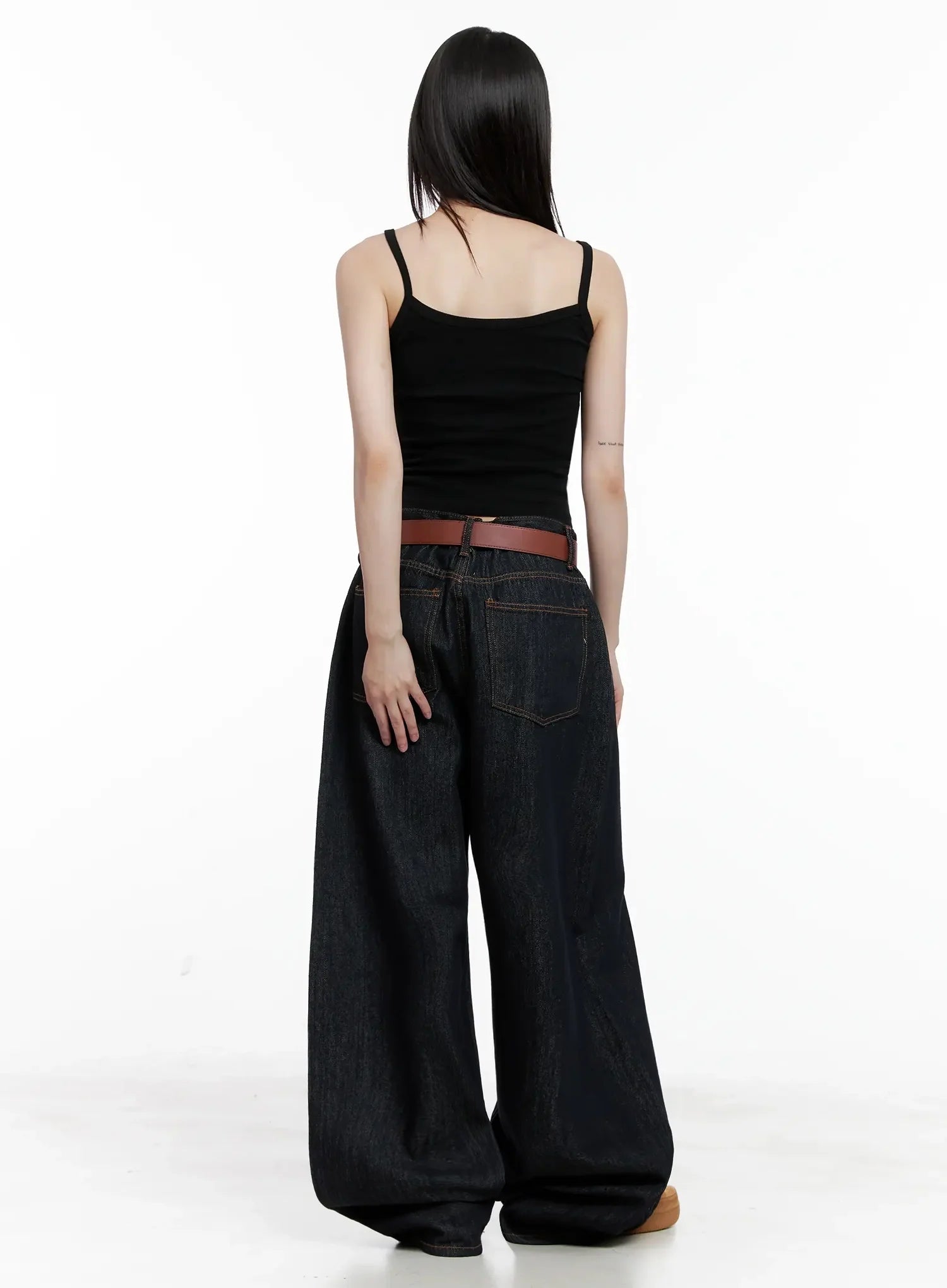 Ribbed Sleeveless Crop Top IL531