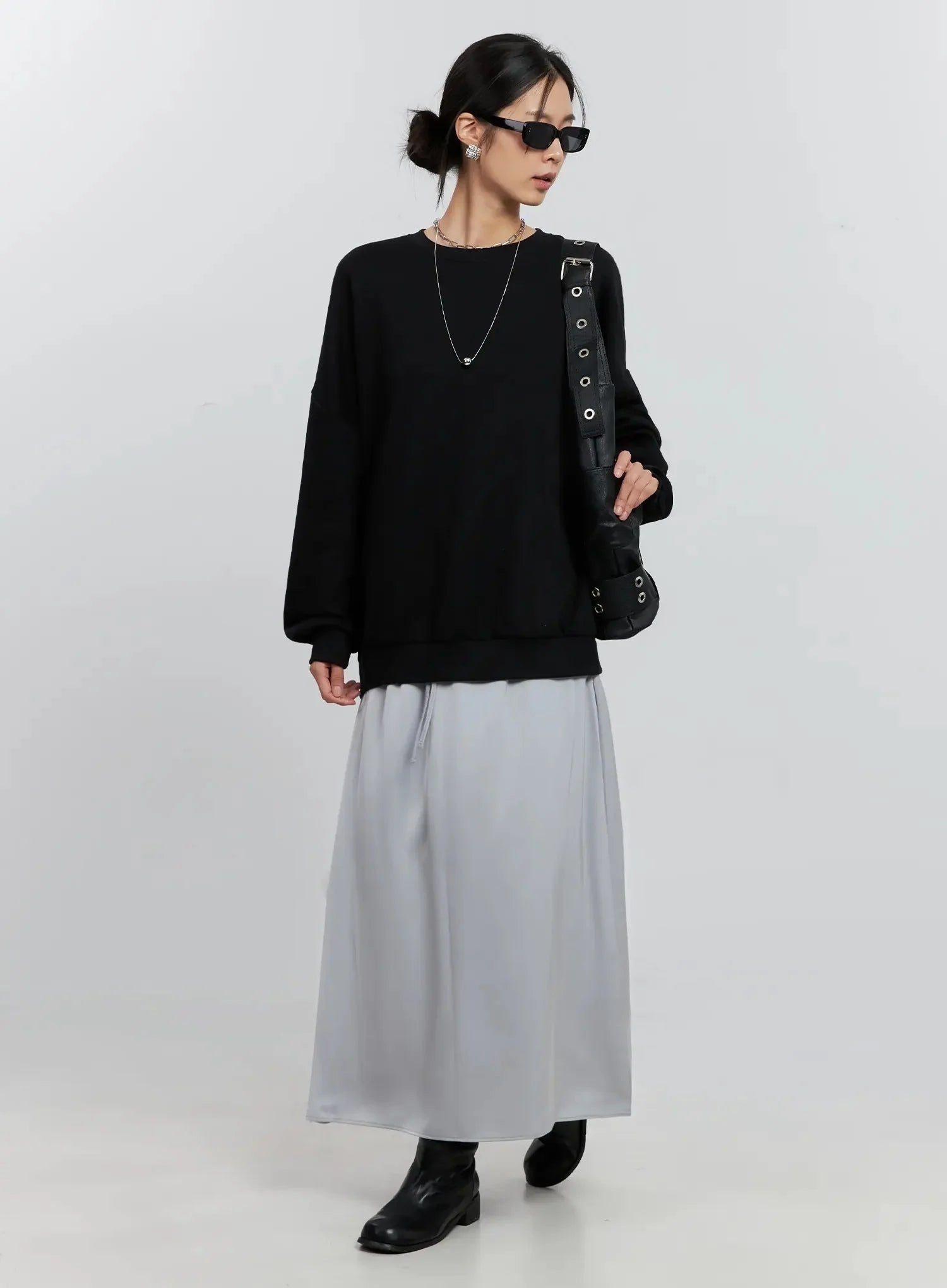 Classic Grey Crewneck Sweatshirt IS516