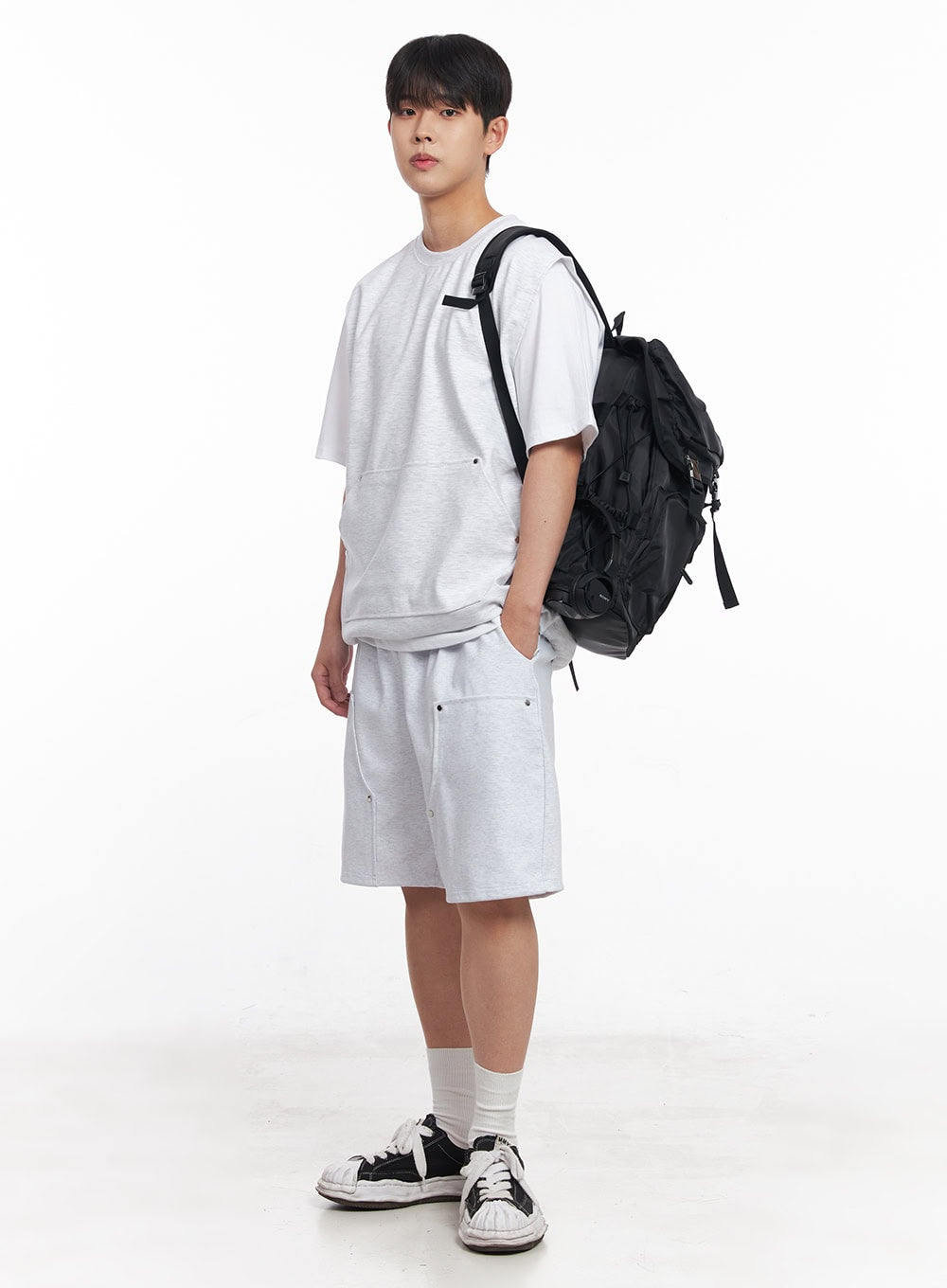 Men's Loose-Fit Cotton Pocketed Vest IY522