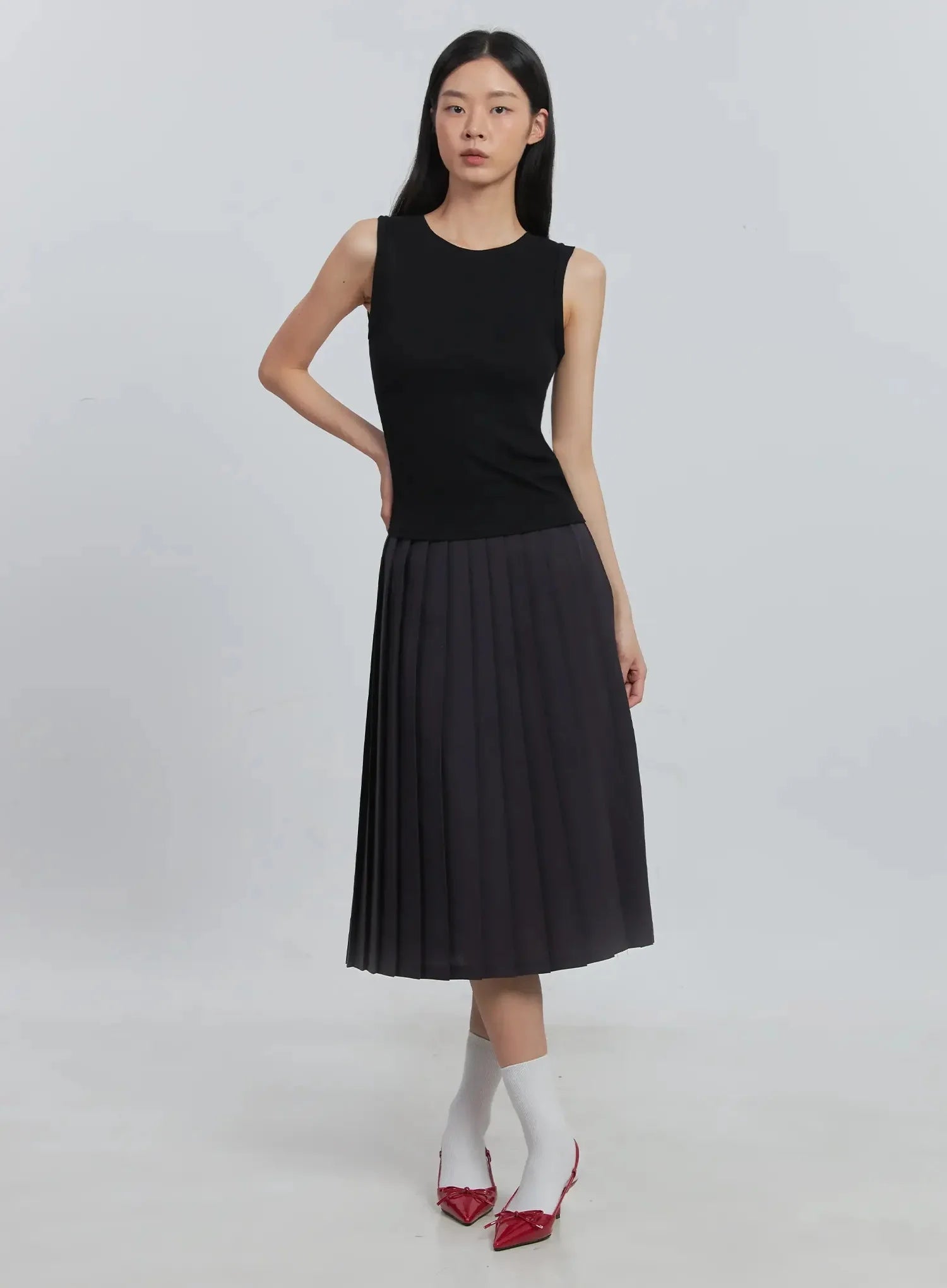 Basic Round-Neck Tank Top IU512