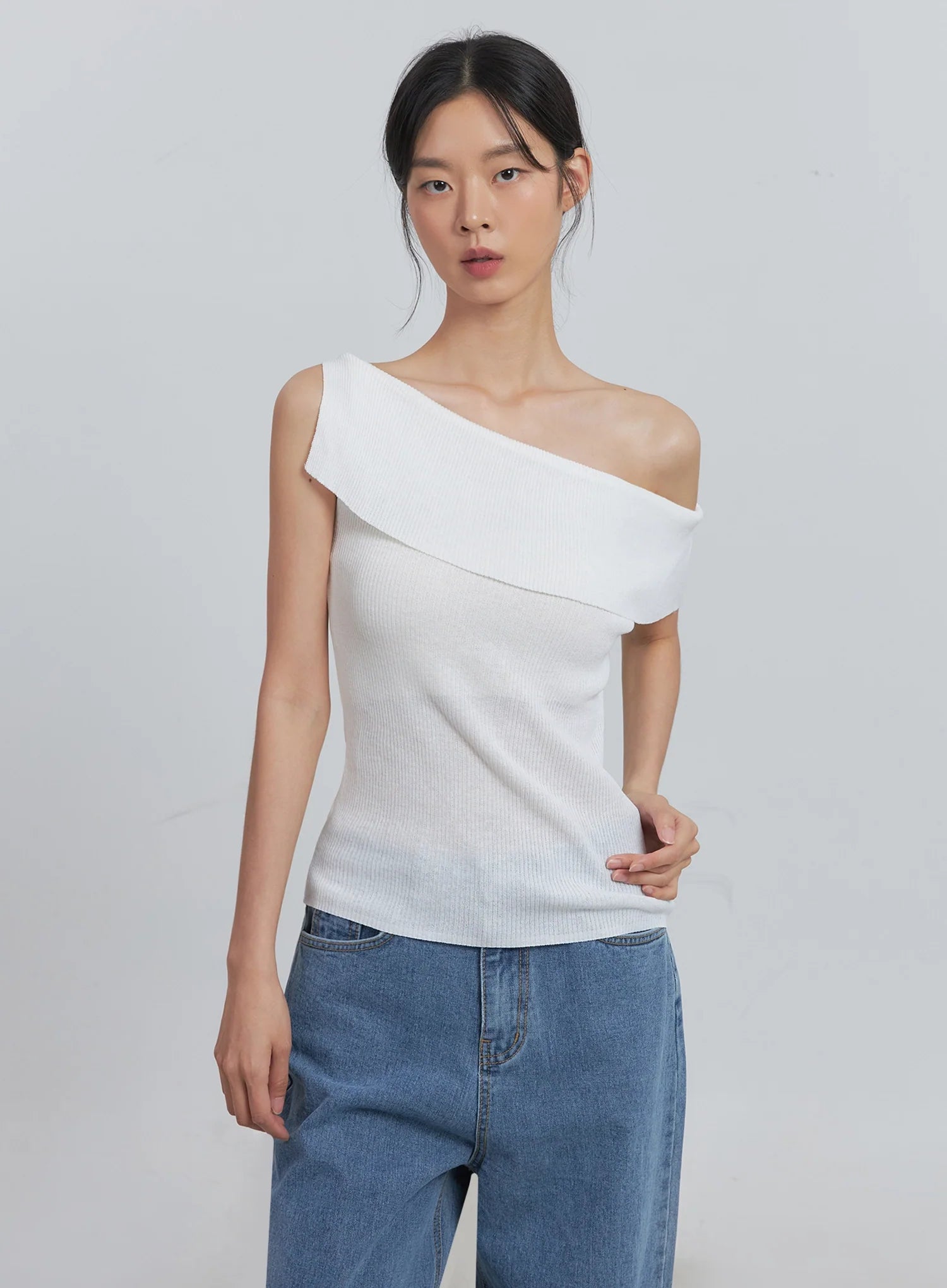 Off-Shoulder Linen Blouse IU512