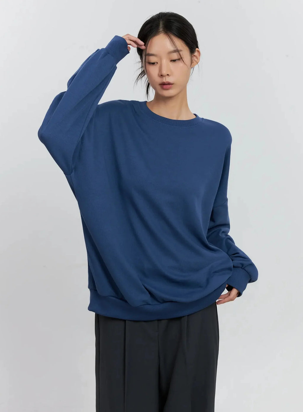 Classic Grey Crewneck Sweatshirt IS516