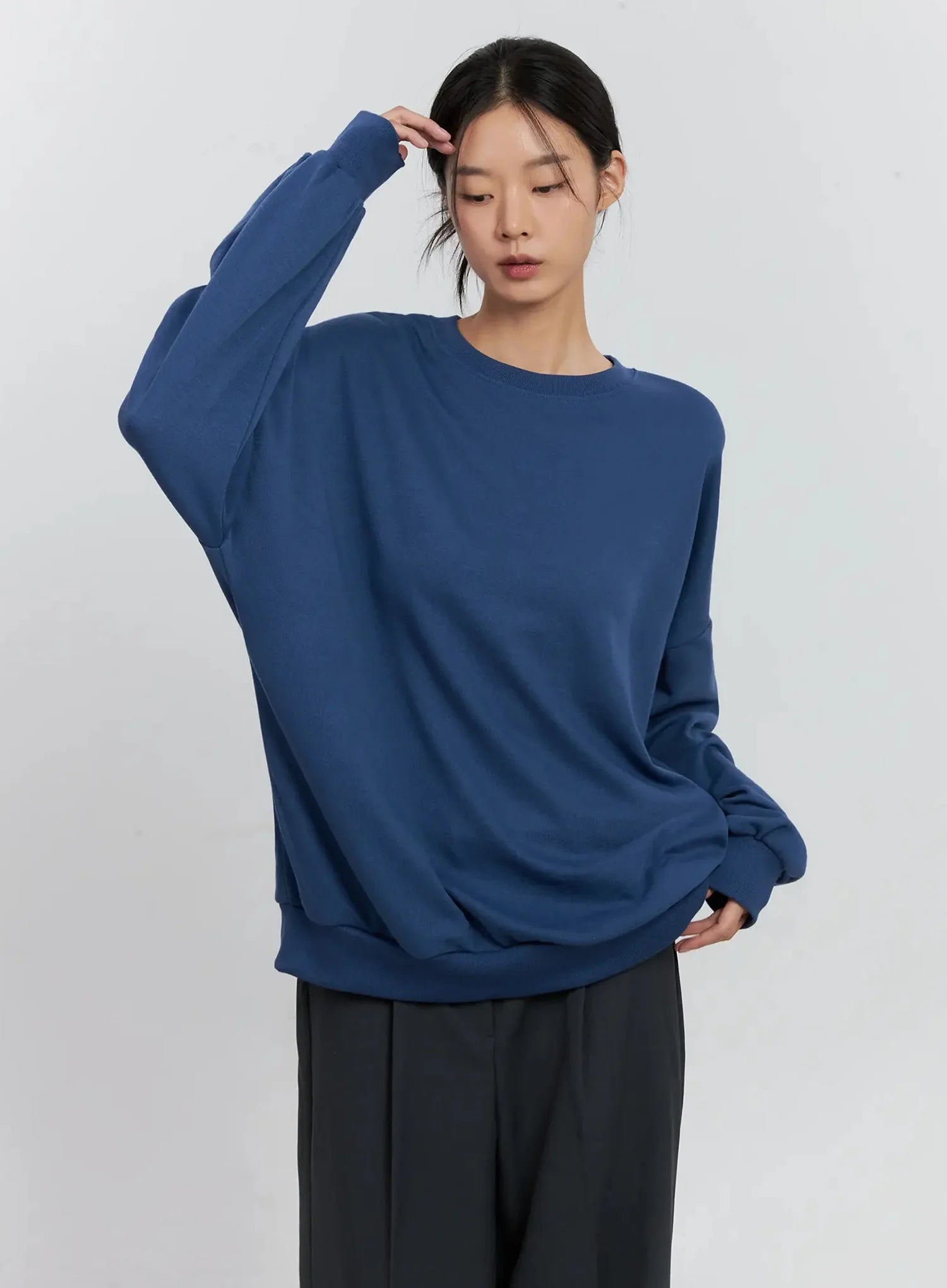 Classic Grey Crewneck Sweatshirt IS516