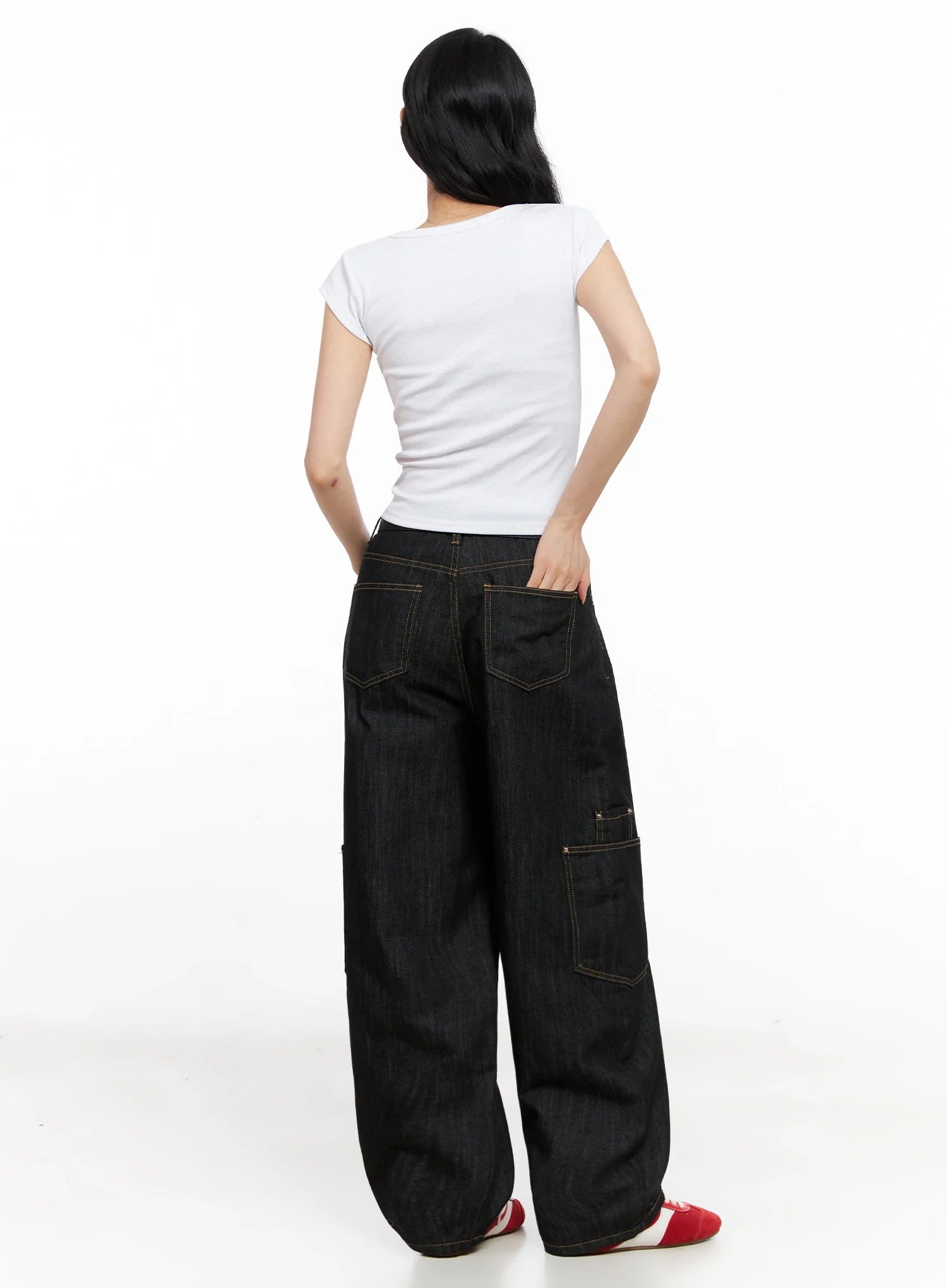 Dahee Wide-Leg Cargo Jeans IG508