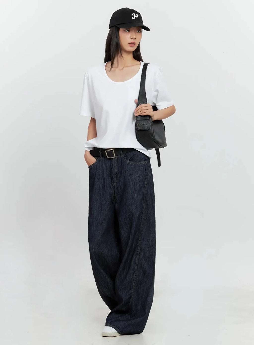 Basic U-Neck T-Shirt IL528