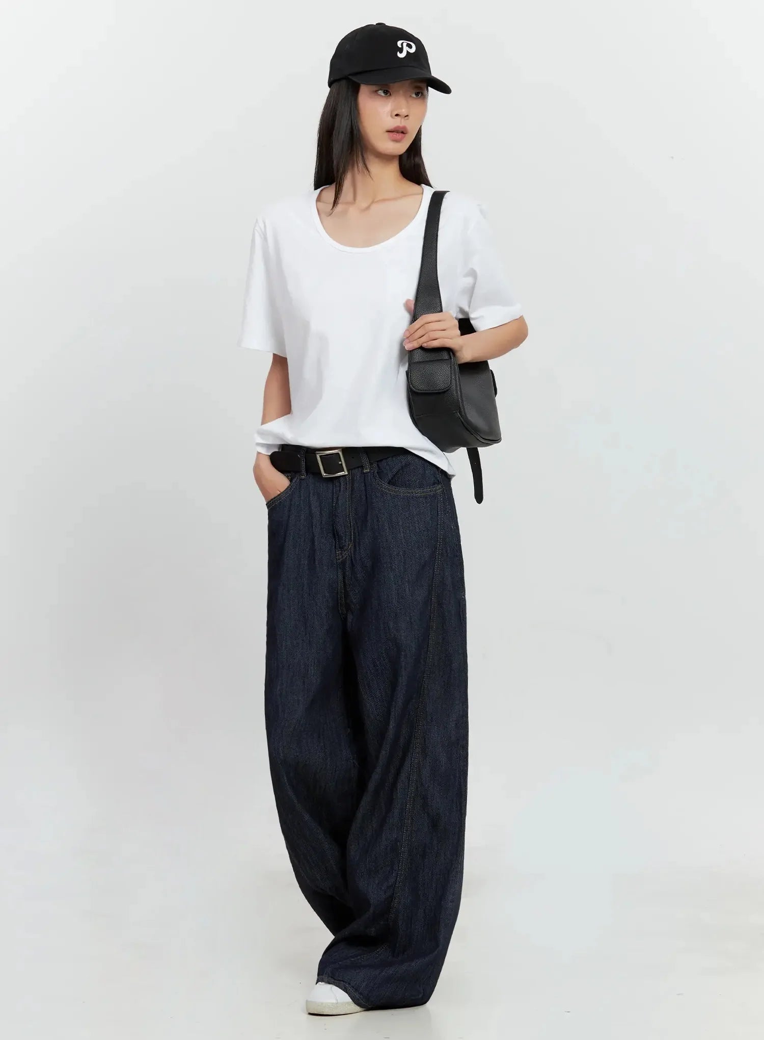 Basic U-Neck T-Shirt IL528