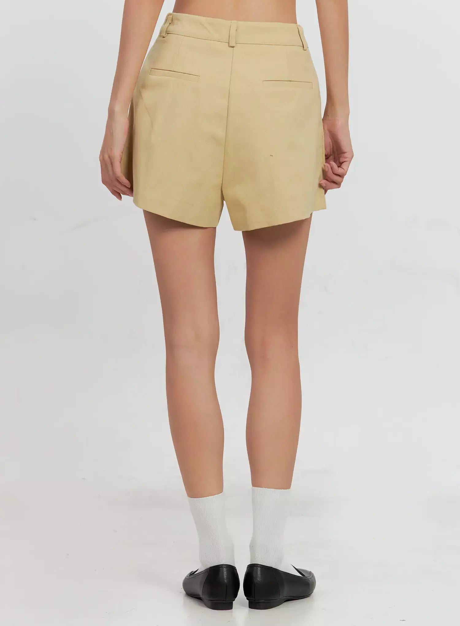 Pleated Pintuck Shorts IL528