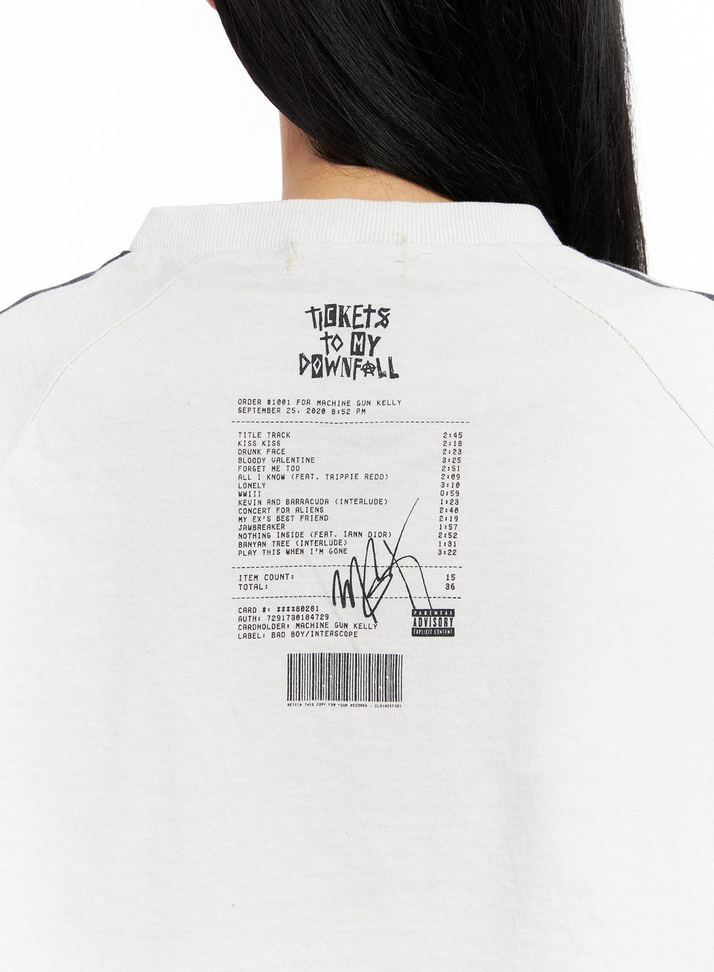 Relaxed-Fit V-Neck Graphic T-Shirt IG508