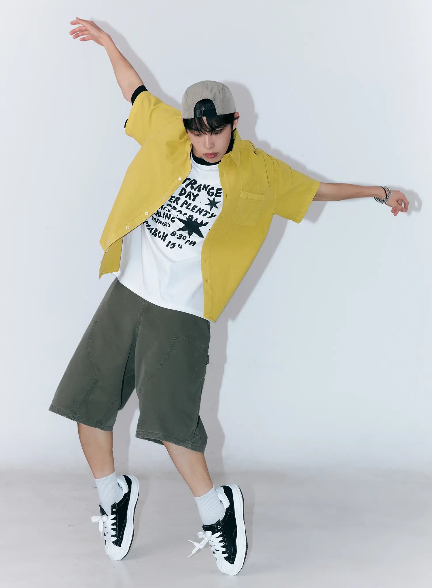 Men's Wide-Fit Bermuda Shorts IU519