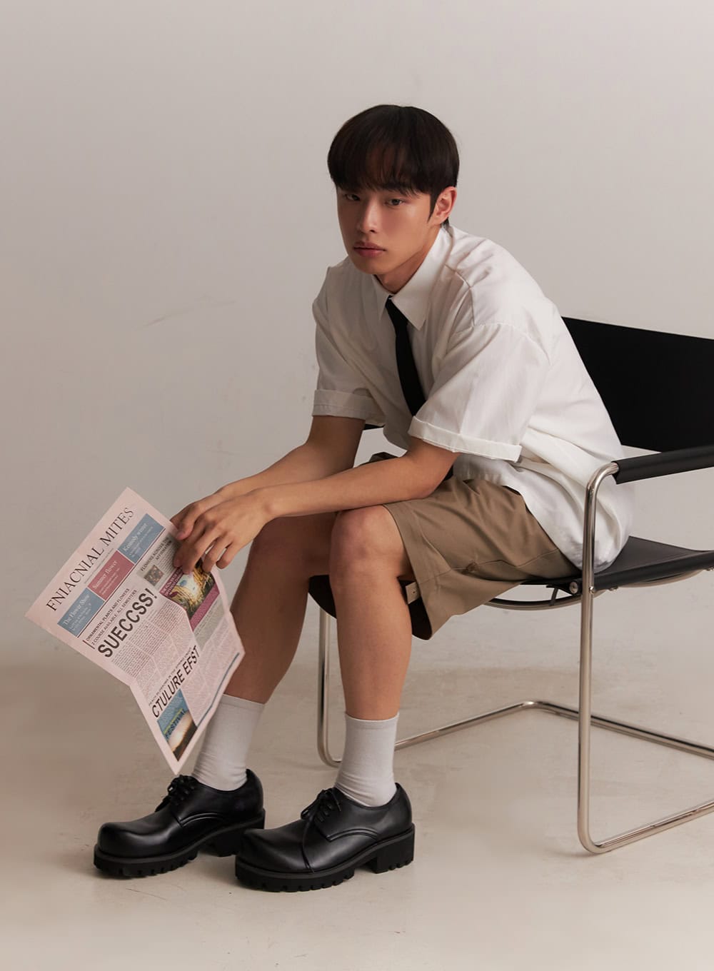 Men's Roll-Up Cotton Shorts (Dark Beige) IA518