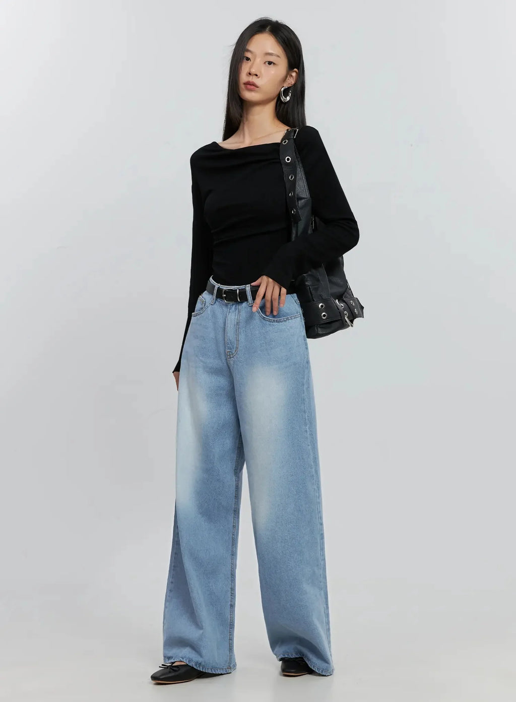 Asymmetric Long Sleeve Top IS516