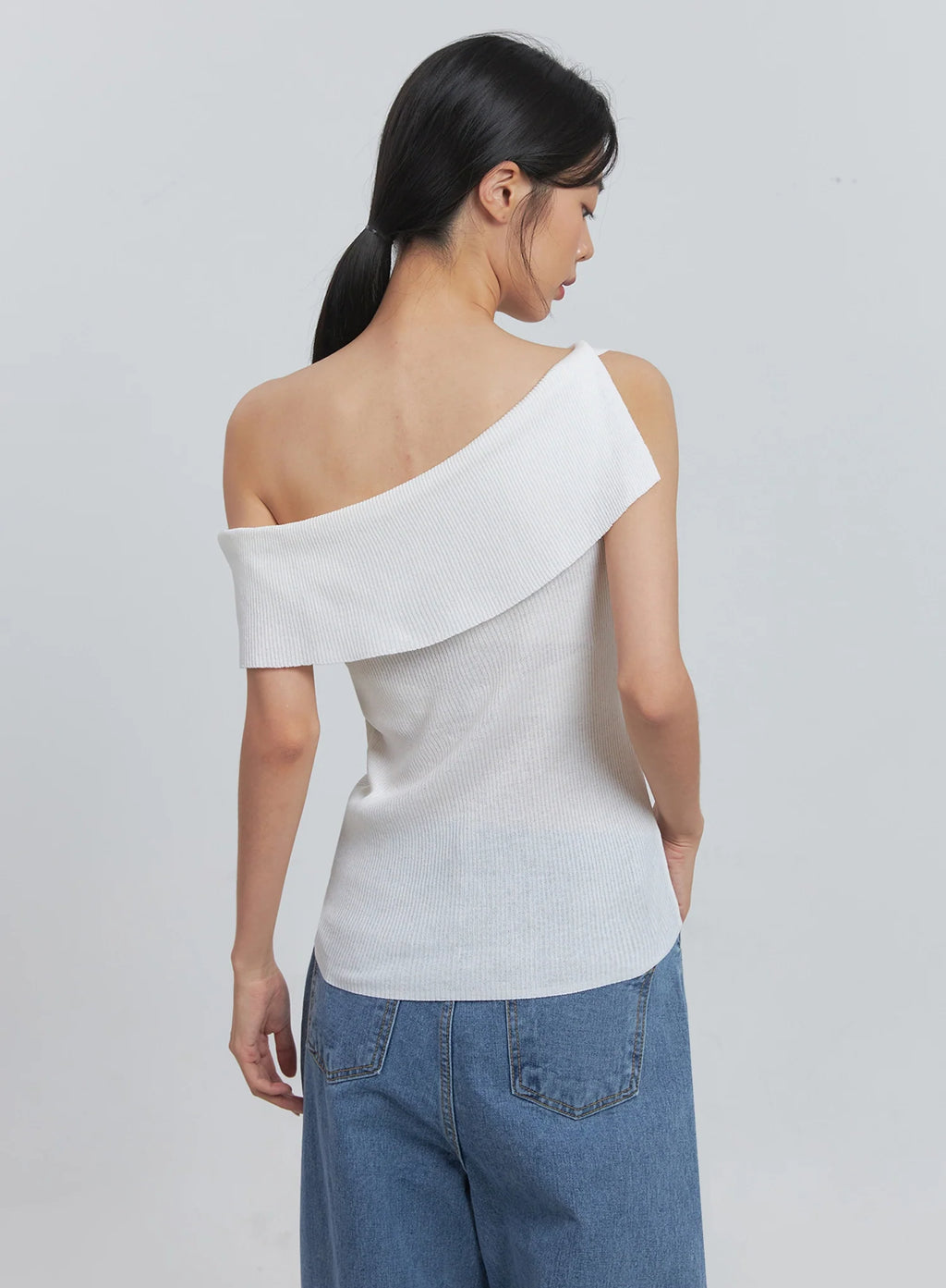 Off-Shoulder Linen Blouse IU512