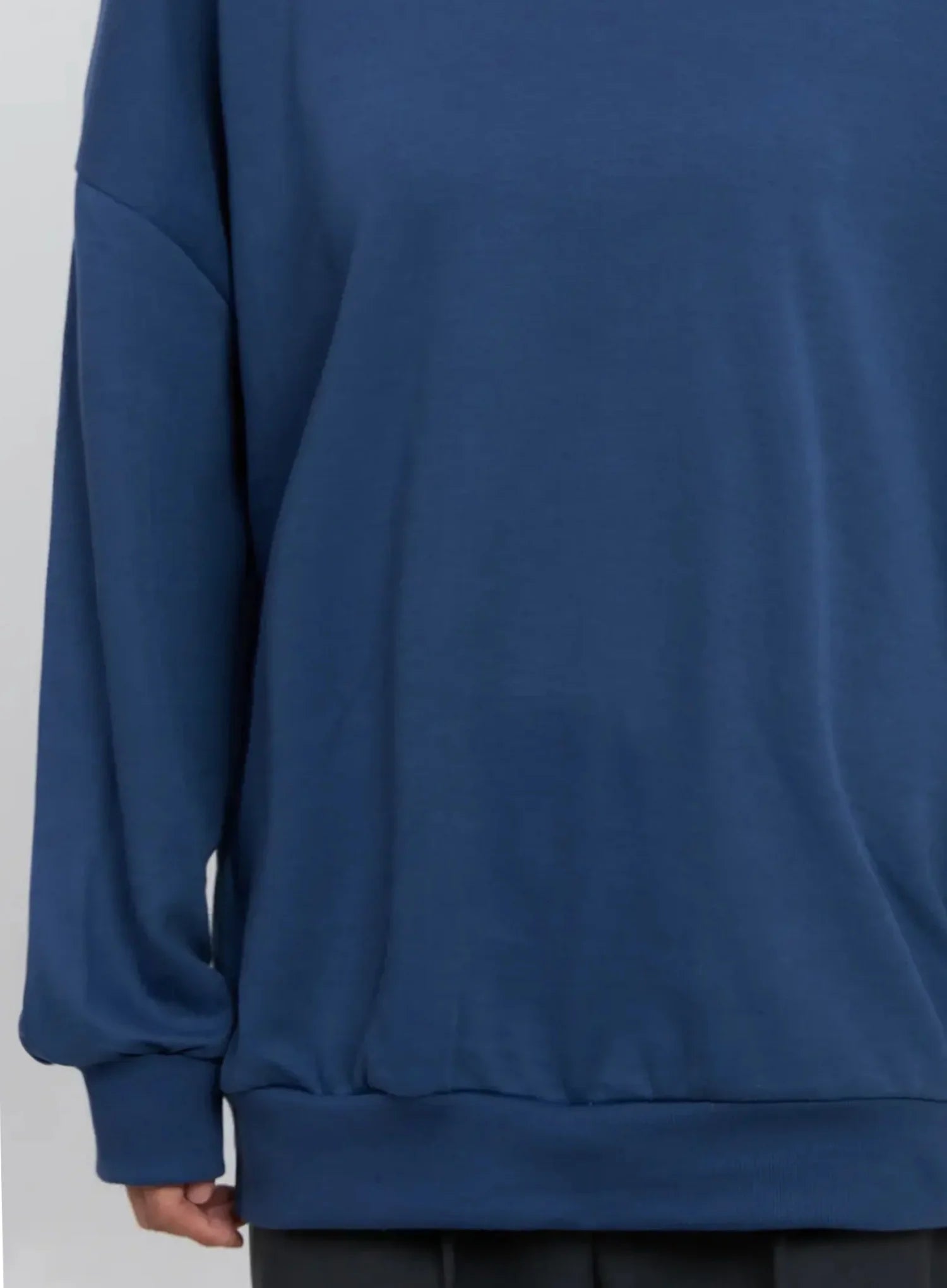 Classic Grey Crewneck Sweatshirt IS516