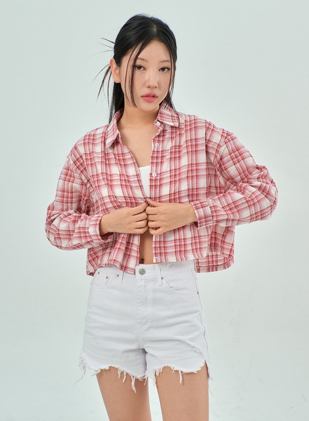 Mid-Rise Ripped Shorts BY303