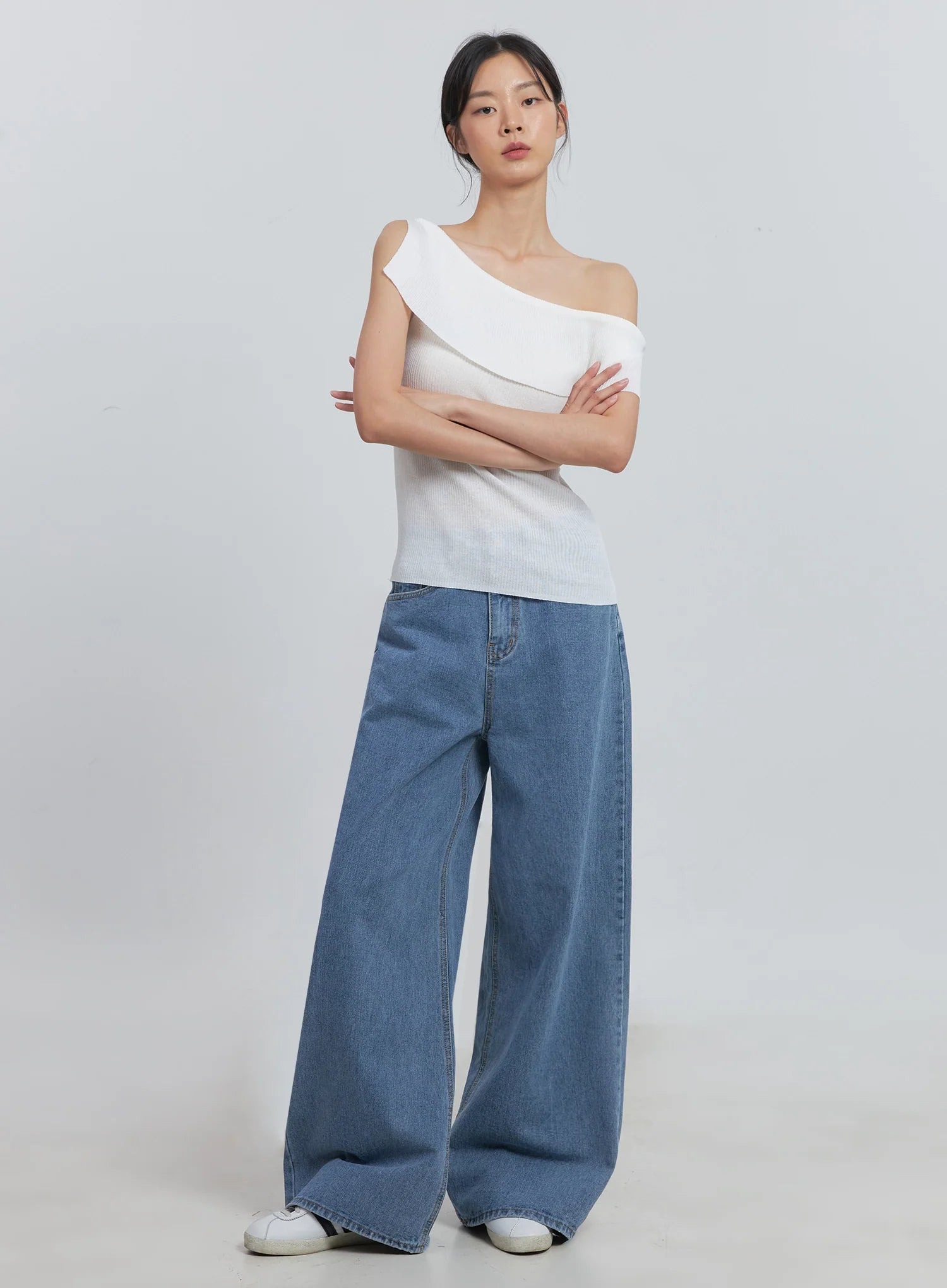 Off-Shoulder Linen Blouse IU512