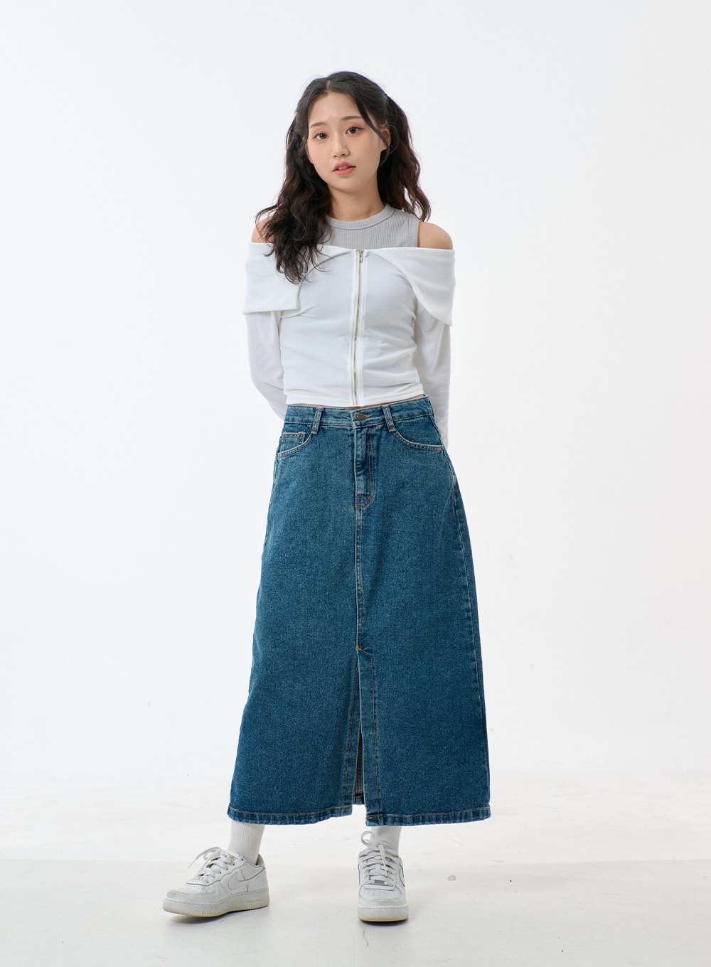 Mid-Wash Front Slit Denim Maxi Skirt BJ327