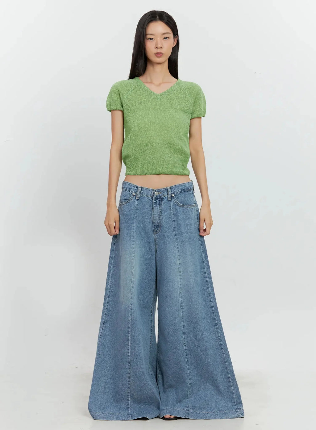 Mesh V-Neck Short-Sleeve Top IL528