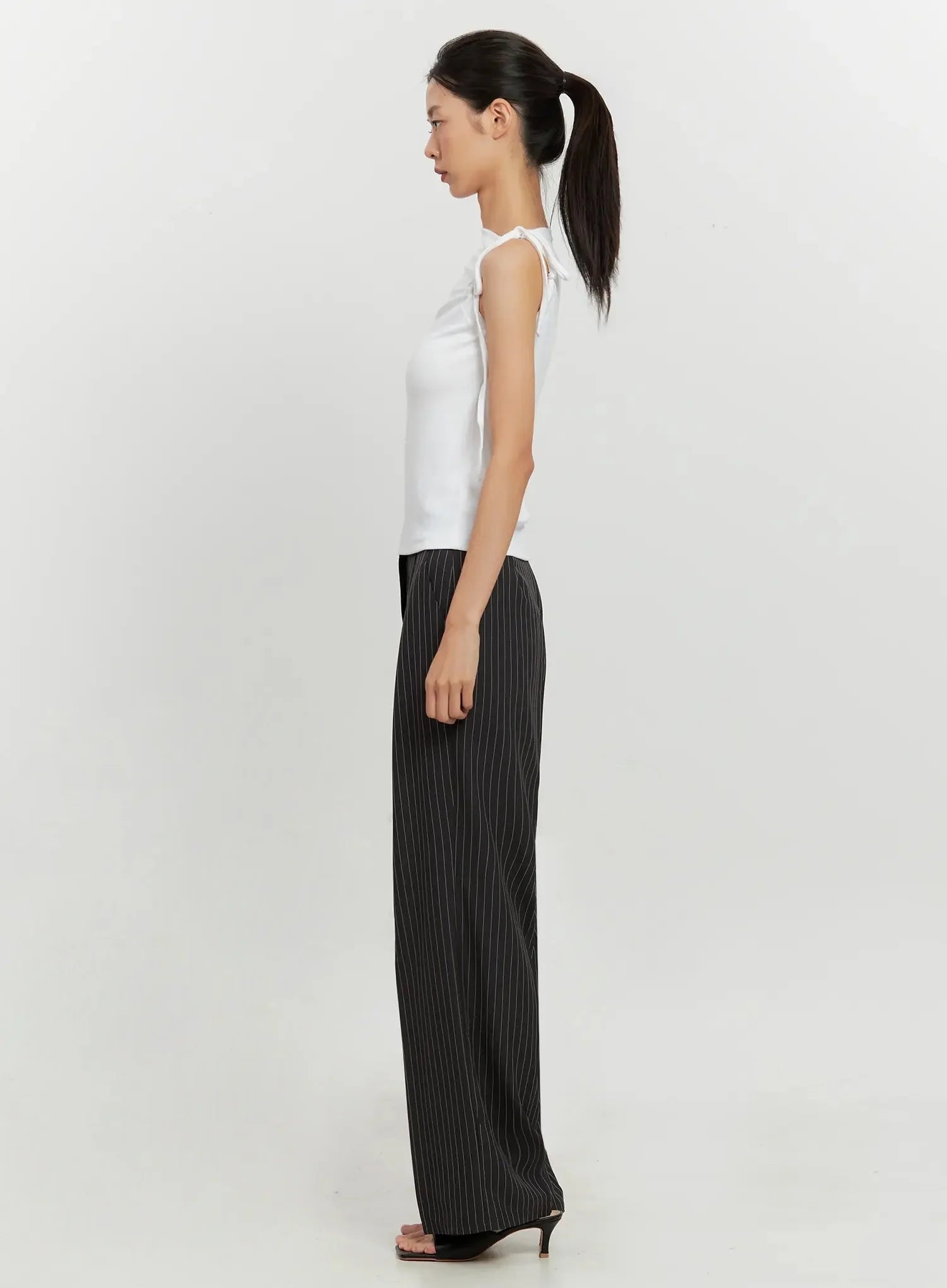 Asymmetric High Neck Tank Top IL528