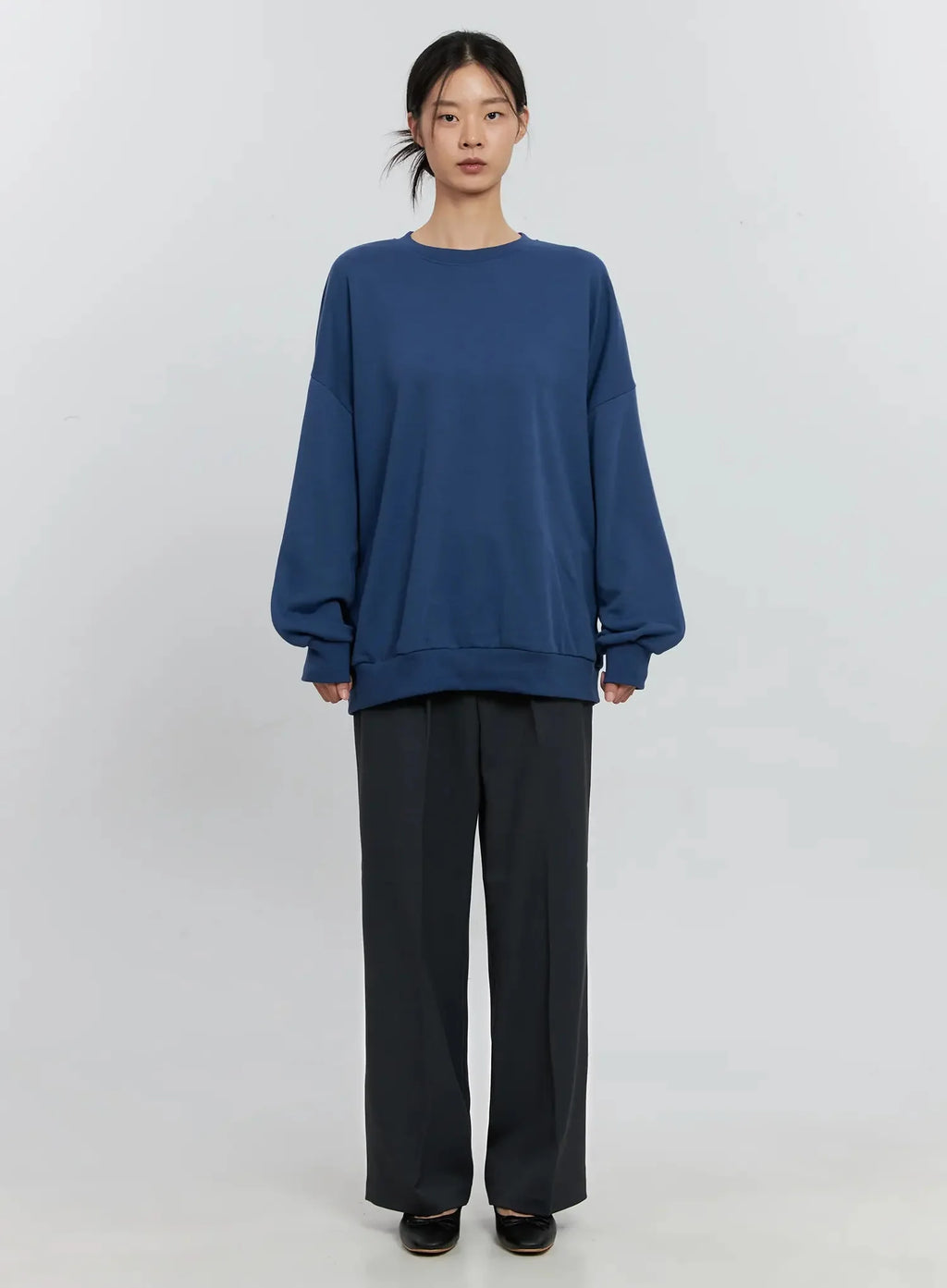 Classic Grey Crewneck Sweatshirt IS516